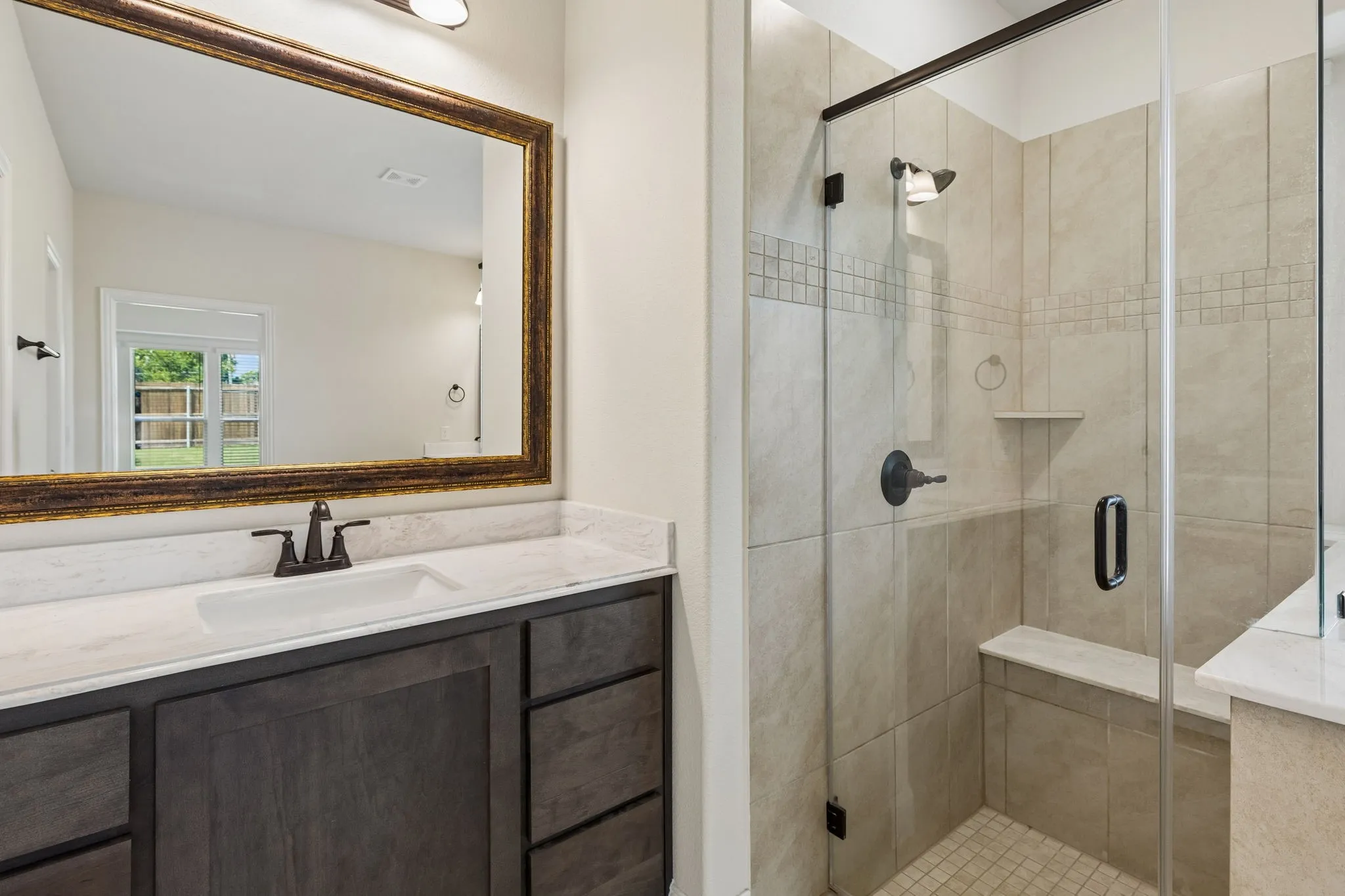 Single Family Residence For Sale in Dallas County , 6517 Harwich Drive, Mesquite, Texas 75181, 5 Bedroom, 4 Bathroom, 3 Garage spaces, 3,431 Sqft, built in 2023, mls#21314168, Real Estate Agent in Mesquite, Homes For Sale in Dallas county, Homes For Sale in Mesquite, Realtor in Mesquite Texas, Real Estate Brokerage Independent Realty Texas, Luminita Cordes Realtor