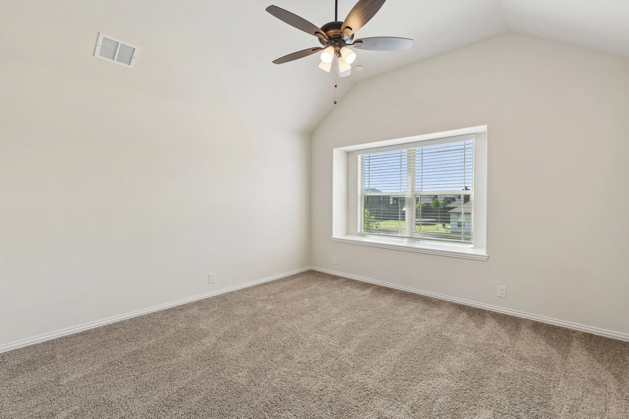 Single Family Residence For Sale in Dallas County , 6517 Harwich Drive, Mesquite, Texas 75181, 5 Bedroom, 4 Bathroom, 3 Garage spaces, 3,431 Sqft, built in 2023, mls#21314168, Real Estate Agent in Mesquite, Homes For Sale in Dallas county, Homes For Sale in Mesquite, Realtor in Mesquite Texas, Real Estate Brokerage Independent Realty Texas, Luminita Cordes Realtor