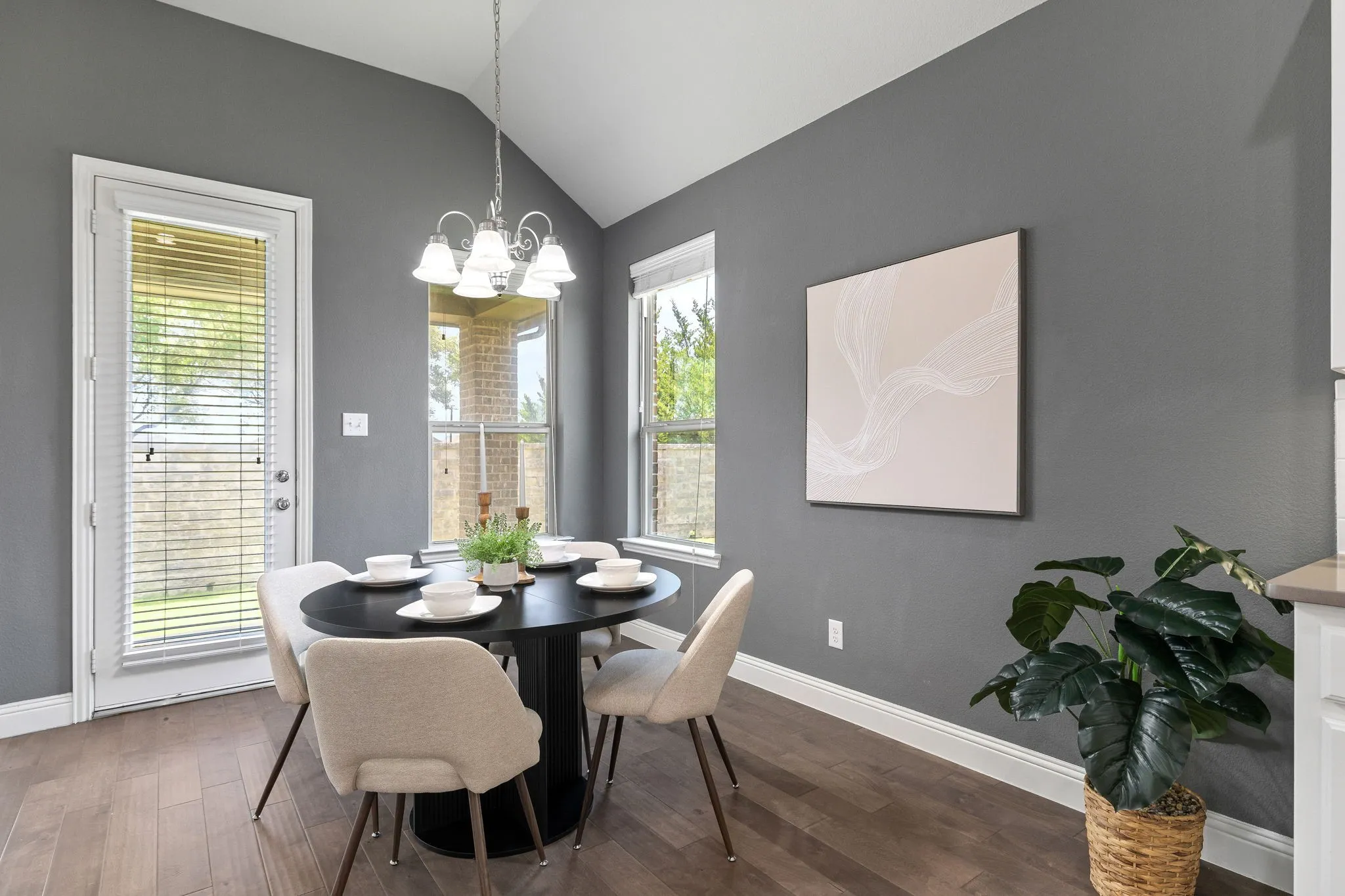 Single Family Residence For Sale in Denton County , 15500 City Garden Lane, Prosper, Texas 75078, 4 Bedroom, 3 Bathroom, 3 Garage spaces, 2,949 Sqft, built in 2016, mls#21317921, Real Estate Agent in Prosper, Homes For Sale in Denton county, Homes For Sale in Prosper, Realtor in Prosper Texas, Real Estate Brokerage Independent Realty Texas, Luminita Cordes Realtor