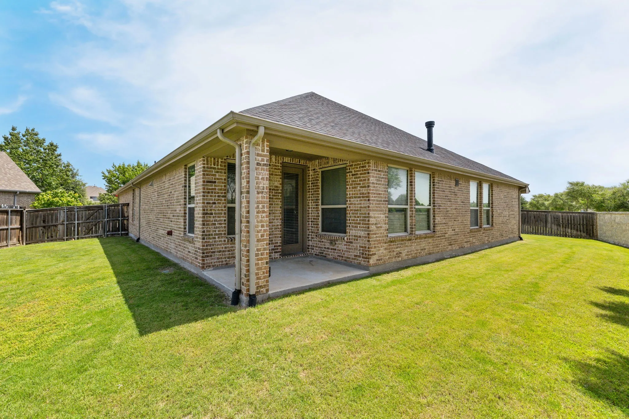 Single Family Residence For Sale in Denton County , 15500 City Garden Lane, Prosper, Texas 75078, 4 Bedroom, 3 Bathroom, 3 Garage spaces, 2,949 Sqft, built in 2016, mls#21317921, Real Estate Agent in Prosper, Homes For Sale in Denton county, Homes For Sale in Prosper, Realtor in Prosper Texas, Real Estate Brokerage Independent Realty Texas, Luminita Cordes Realtor