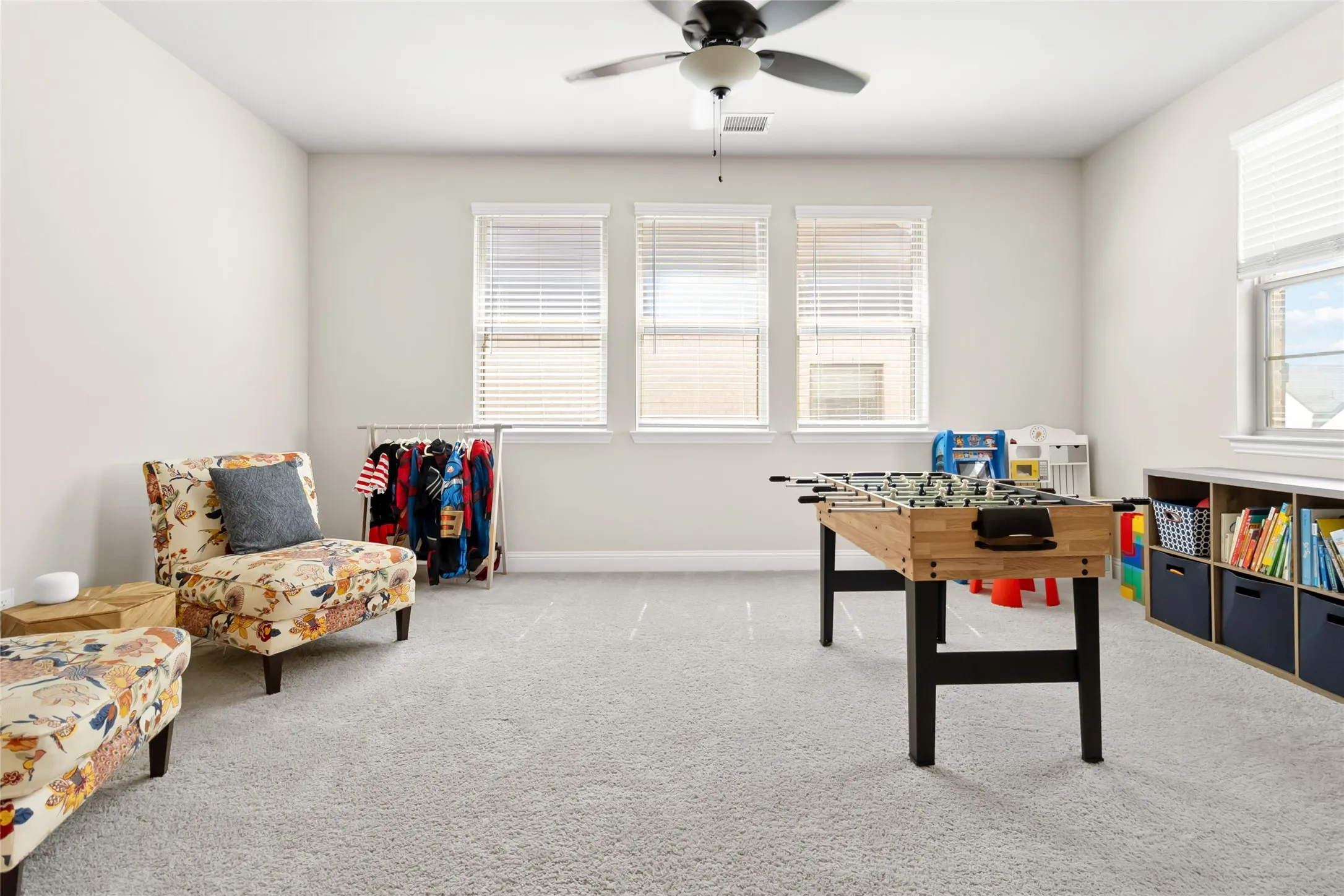 Single Family Residence For Rent in Collin County , 1812 Scotney Court, Celina, Texas 75009, 5 Bedroom, 5 Bathroom, 3 Garage spaces, 3,755 Sqft, built in 2021, mls#21318080, Real Estate Agent in Celina, Homes For Rent in Collin county, Homes For Rent in Celina, Realtor in Celina Texas, Real Estate Brokerage Independent Realty Texas, Luminita Cordes Realtor