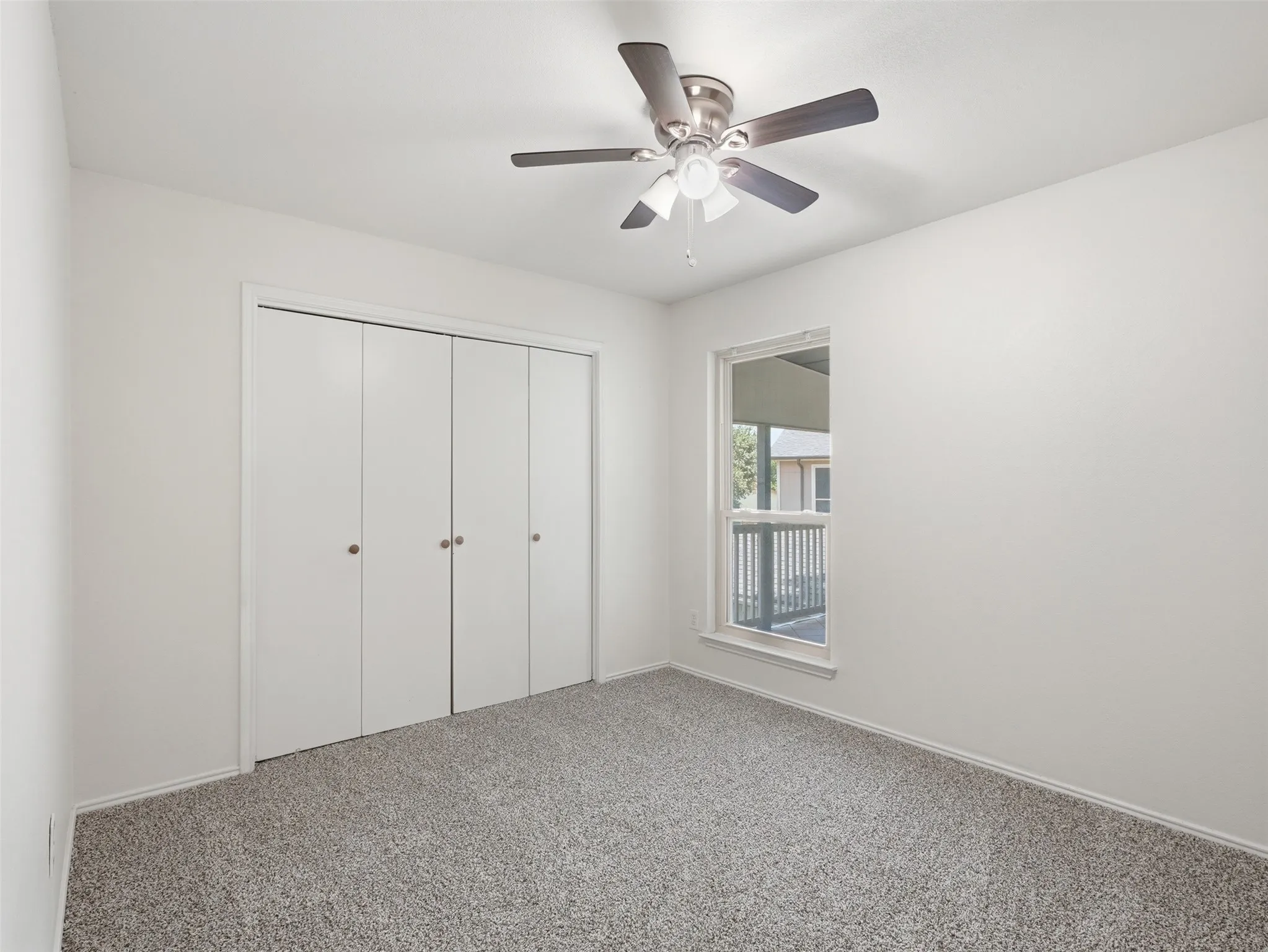 Single Family Residence For Sale in Tarrant County , 6205 Fernwood Drive, Arlington, Texas 76001, 4 Bedroom, 4 Bathroom, 2 Garage spaces, 2,136 Sqft, built in 1985, mls#21318087, Real Estate Agent in Arlington, Homes For Sale in Tarrant county, Homes For Sale in Arlington, Realtor in Arlington Texas, Real Estate Brokerage Independent Realty Texas, Luminita Cordes Realtor