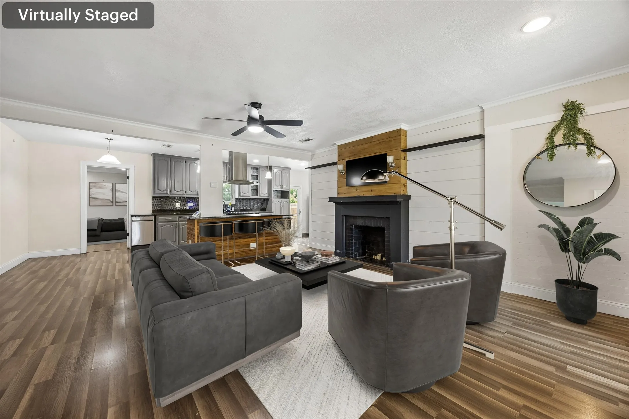 Single Family Residence For Sale in Dallas County , 3411 Gibsondell Avenue, Dallas, Texas 75211, 3 Bedroom, 2 Bathroom, Garage spaces, 1,576 Sqft, built in 1937, mls#21312736, Real Estate Agent in Dallas, Homes For Sale in Dallas county, Homes For Sale in Dallas, Realtor in Dallas Texas, Real Estate Brokerage Independent Realty Texas, Luminita Cordes Realtor