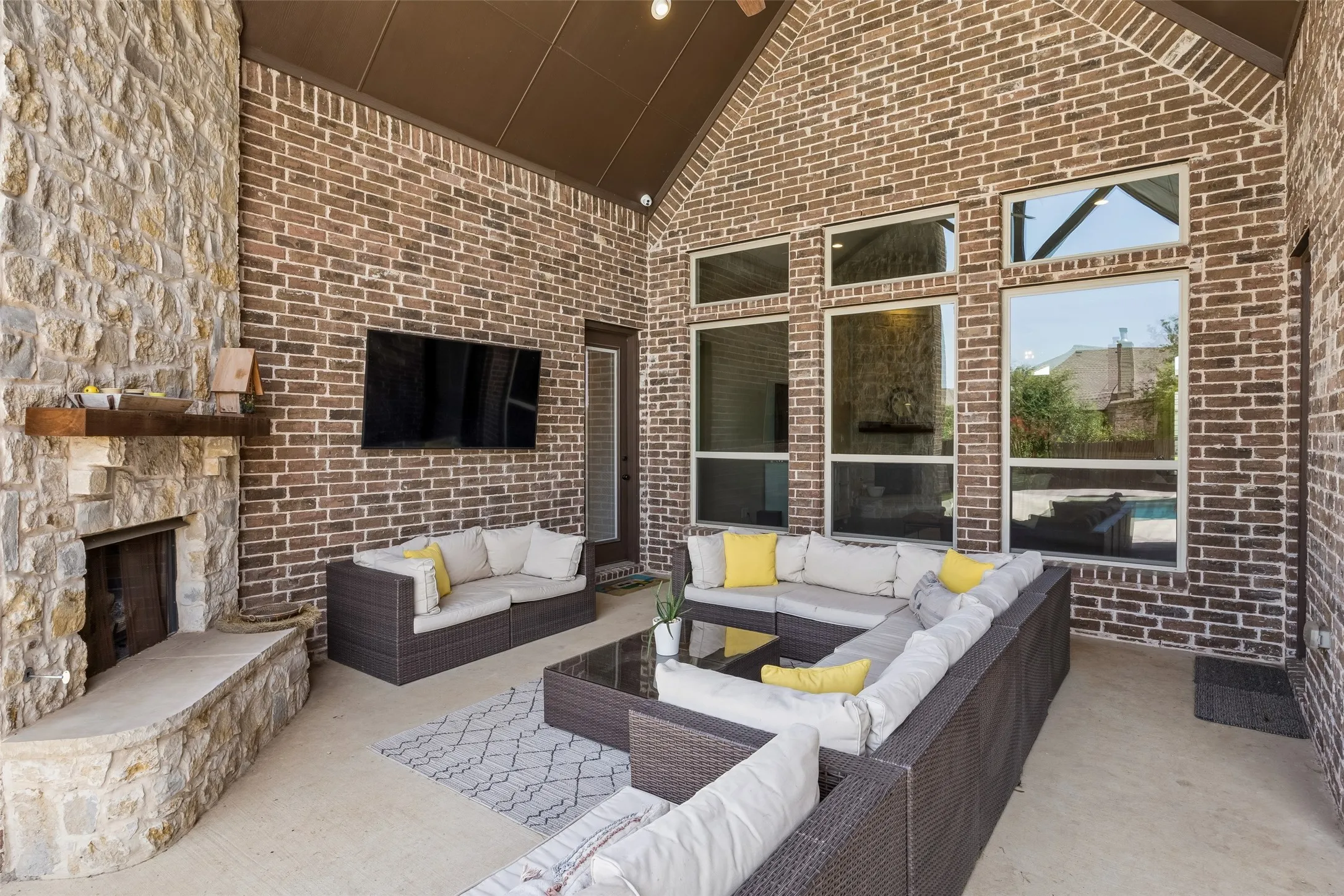 Single Family Residence For Rent in Tarrant County , 801 Rose Court, Keller, Texas 76248, 4 Bedroom, 4 Bathroom, 3 Garage spaces, 3,509 Sqft, built in 2015, mls#21316654, Real Estate Agent in Keller, Homes For Rent in Tarrant county, Homes For Rent in Keller, Realtor in Keller Texas, Real Estate Brokerage Independent Realty Texas, Luminita Cordes Realtor