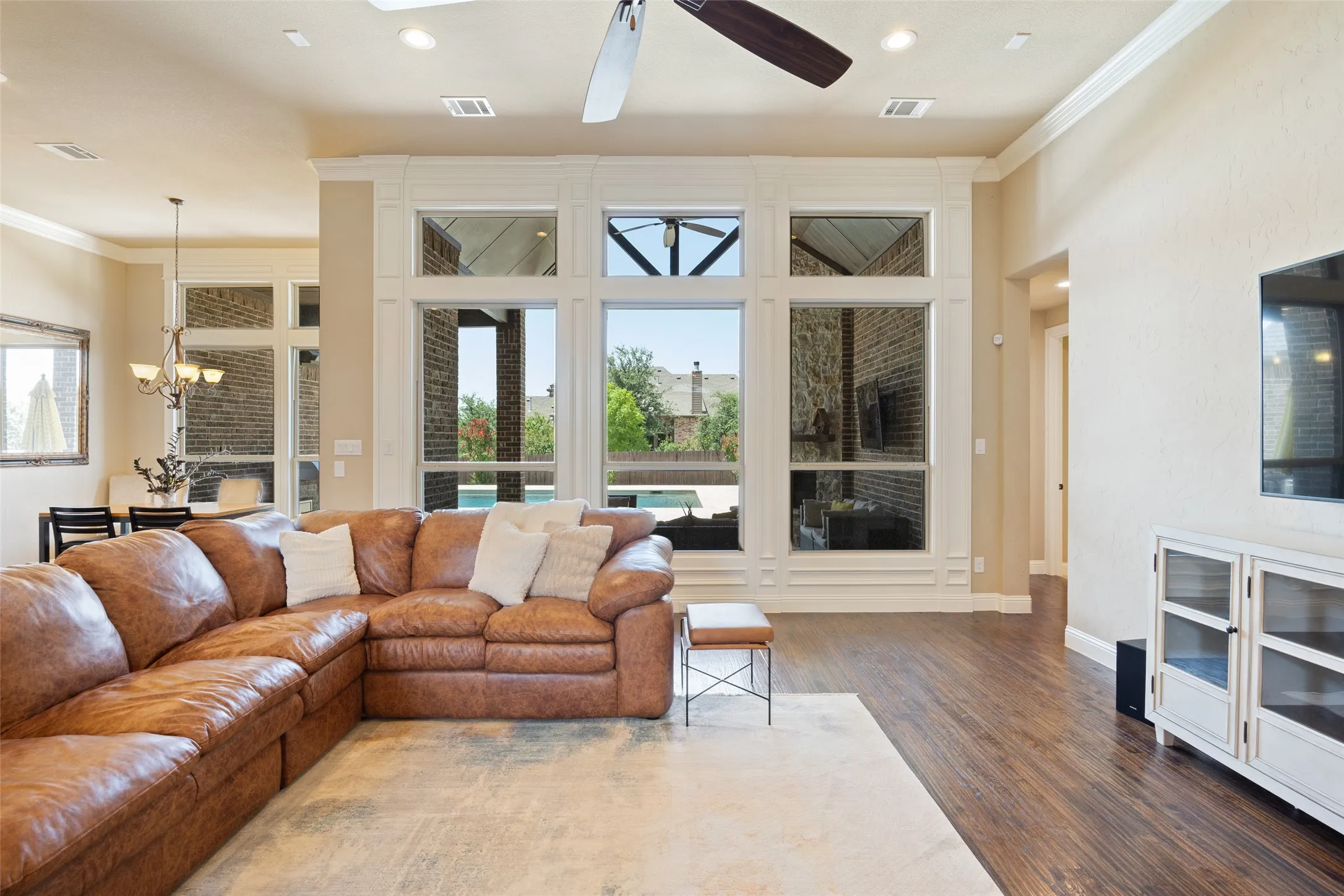 Single Family Residence For Rent in Tarrant County , 801 Rose Court, Keller, Texas 76248, 4 Bedroom, 4 Bathroom, 3 Garage spaces, 3,509 Sqft, built in 2015, mls#21316654, Real Estate Agent in Keller, Homes For Rent in Tarrant county, Homes For Rent in Keller, Realtor in Keller Texas, Real Estate Brokerage Independent Realty Texas, Luminita Cordes Realtor