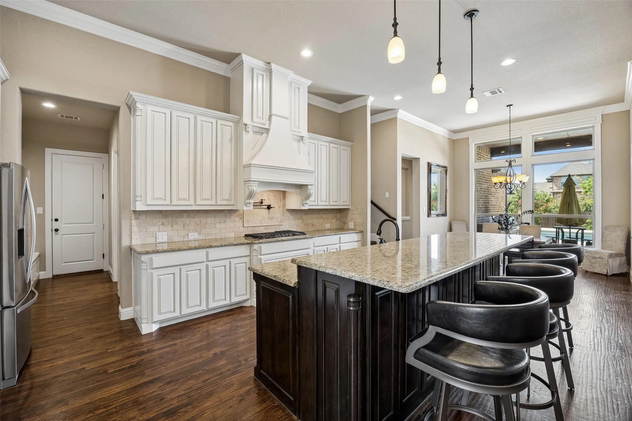 Single Family Residence For Rent in Tarrant County , 801 Rose Court, Keller, Texas 76248, 4 Bedroom, 4 Bathroom, 3 Garage spaces, 3,509 Sqft, built in 2015, mls#21316654, Real Estate Agent in Keller, Homes For Rent in Tarrant county, Homes For Rent in Keller, Realtor in Keller Texas, Real Estate Brokerage Independent Realty Texas, Luminita Cordes Realtor