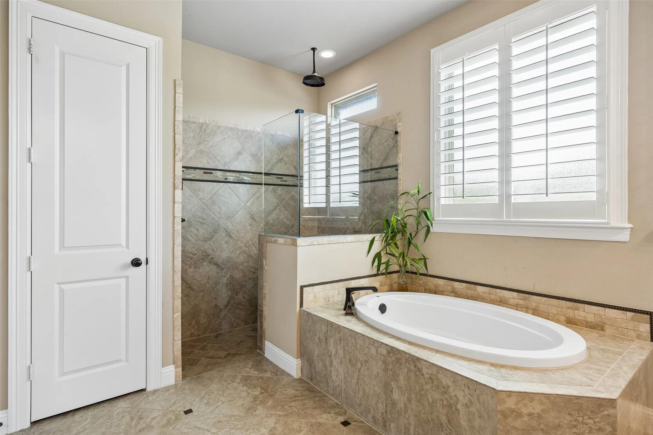 Single Family Residence For Rent in Tarrant County , 801 Rose Court, Keller, Texas 76248, 4 Bedroom, 4 Bathroom, 3 Garage spaces, 3,509 Sqft, built in 2015, mls#21316654, Real Estate Agent in Keller, Homes For Rent in Tarrant county, Homes For Rent in Keller, Realtor in Keller Texas, Real Estate Brokerage Independent Realty Texas, Luminita Cordes Realtor