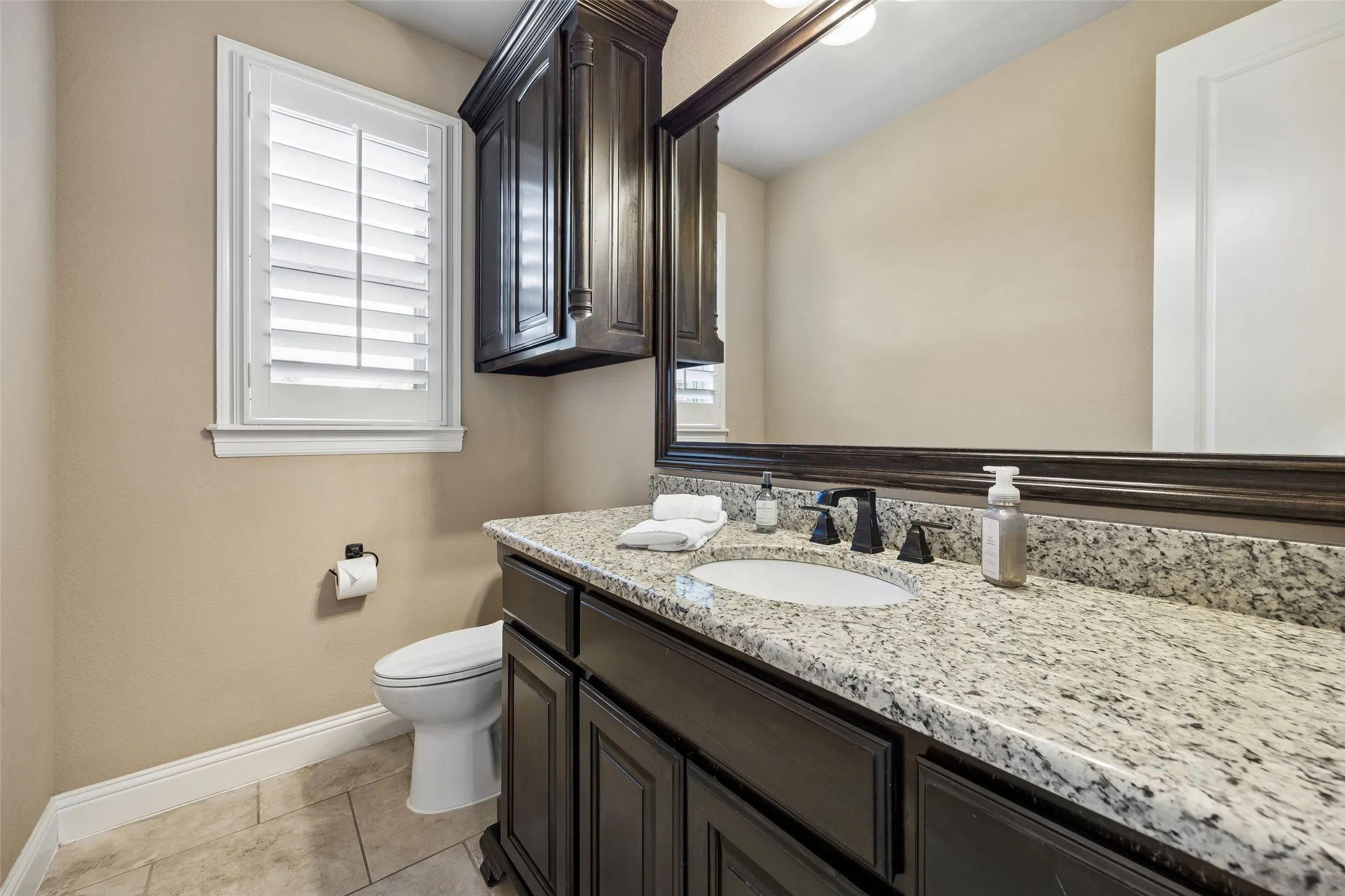 Single Family Residence For Rent in Tarrant County , 801 Rose Court, Keller, Texas 76248, 4 Bedroom, 4 Bathroom, 3 Garage spaces, 3,509 Sqft, built in 2015, mls#21316654, Real Estate Agent in Keller, Homes For Rent in Tarrant county, Homes For Rent in Keller, Realtor in Keller Texas, Real Estate Brokerage Independent Realty Texas, Luminita Cordes Realtor