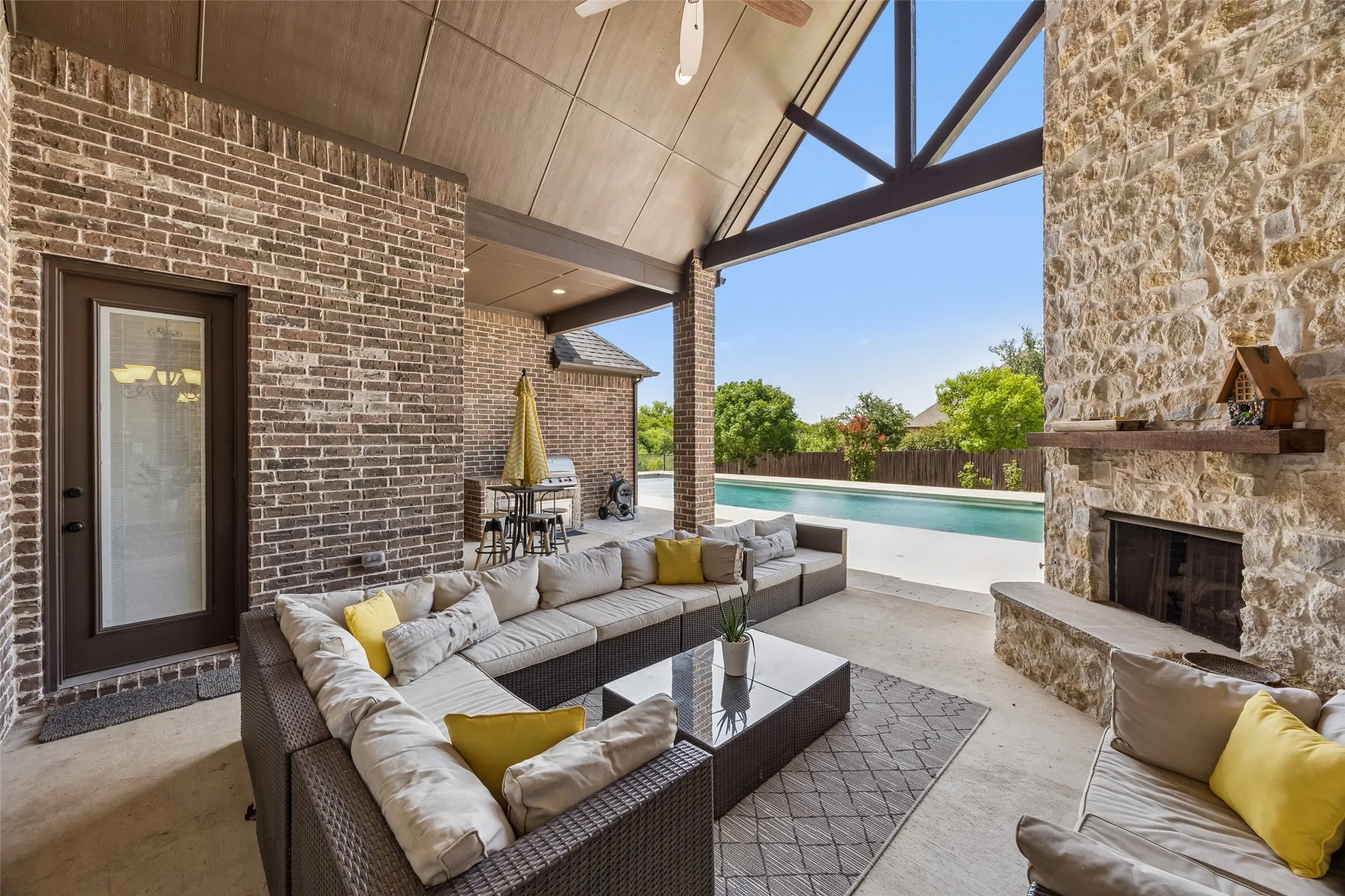 Single Family Residence For Rent in Tarrant County , 801 Rose Court, Keller, Texas 76248, 4 Bedroom, 4 Bathroom, 3 Garage spaces, 3,509 Sqft, built in 2015, mls#21316654, Real Estate Agent in Keller, Homes For Rent in Tarrant county, Homes For Rent in Keller, Realtor in Keller Texas, Real Estate Brokerage Independent Realty Texas, Luminita Cordes Realtor
