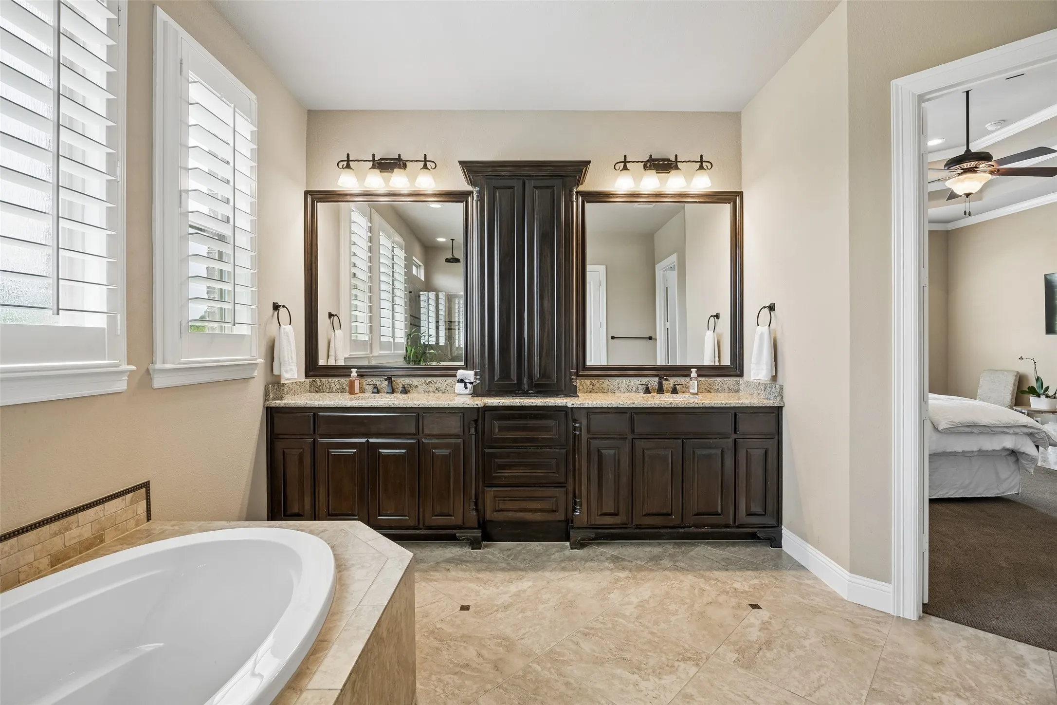 Single Family Residence For Rent in Tarrant County , 801 Rose Court, Keller, Texas 76248, 4 Bedroom, 4 Bathroom, 3 Garage spaces, 3,509 Sqft, built in 2015, mls#21316654, Real Estate Agent in Keller, Homes For Rent in Tarrant county, Homes For Rent in Keller, Realtor in Keller Texas, Real Estate Brokerage Independent Realty Texas, Luminita Cordes Realtor