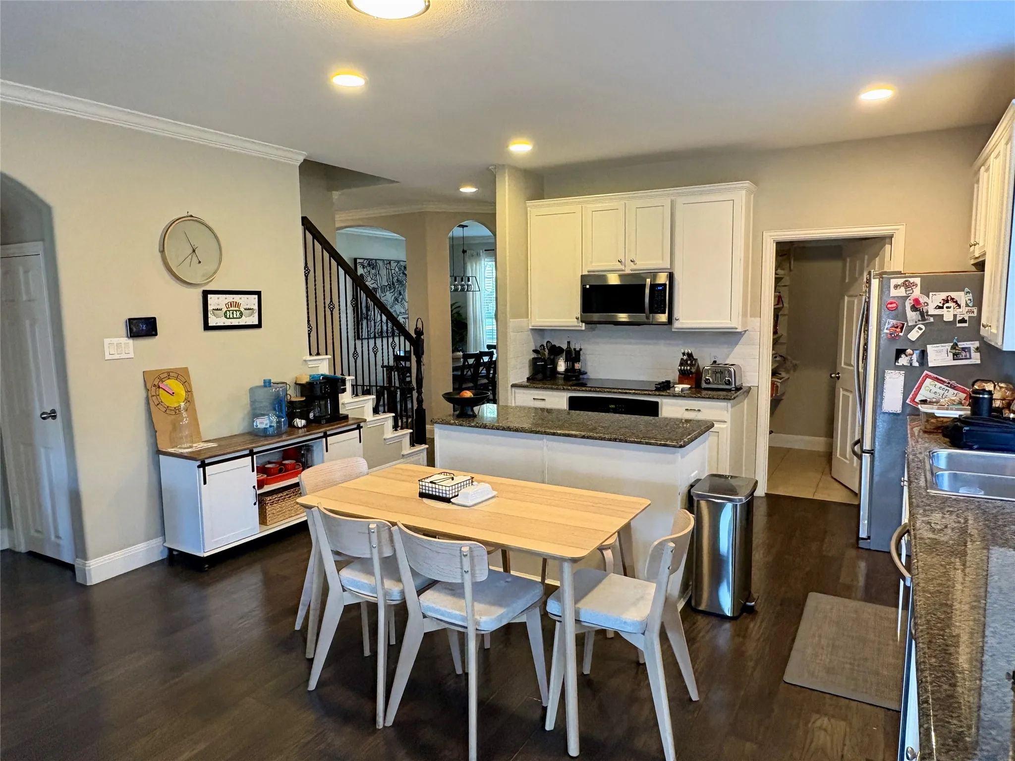 Single Family Residence For Rent in Denton County , 2125 Maserati Drive, Frisco, Texas 75033, 5 Bedroom, 4 Bathroom, 2 Garage spaces, 3,501 Sqft, built in 2006, mls#21317642, Real Estate Agent in Frisco, Homes For Rent in Denton county, Homes For Rent in Frisco, Realtor in Frisco Texas, Real Estate Brokerage Independent Realty Texas, Luminita Cordes Realtor