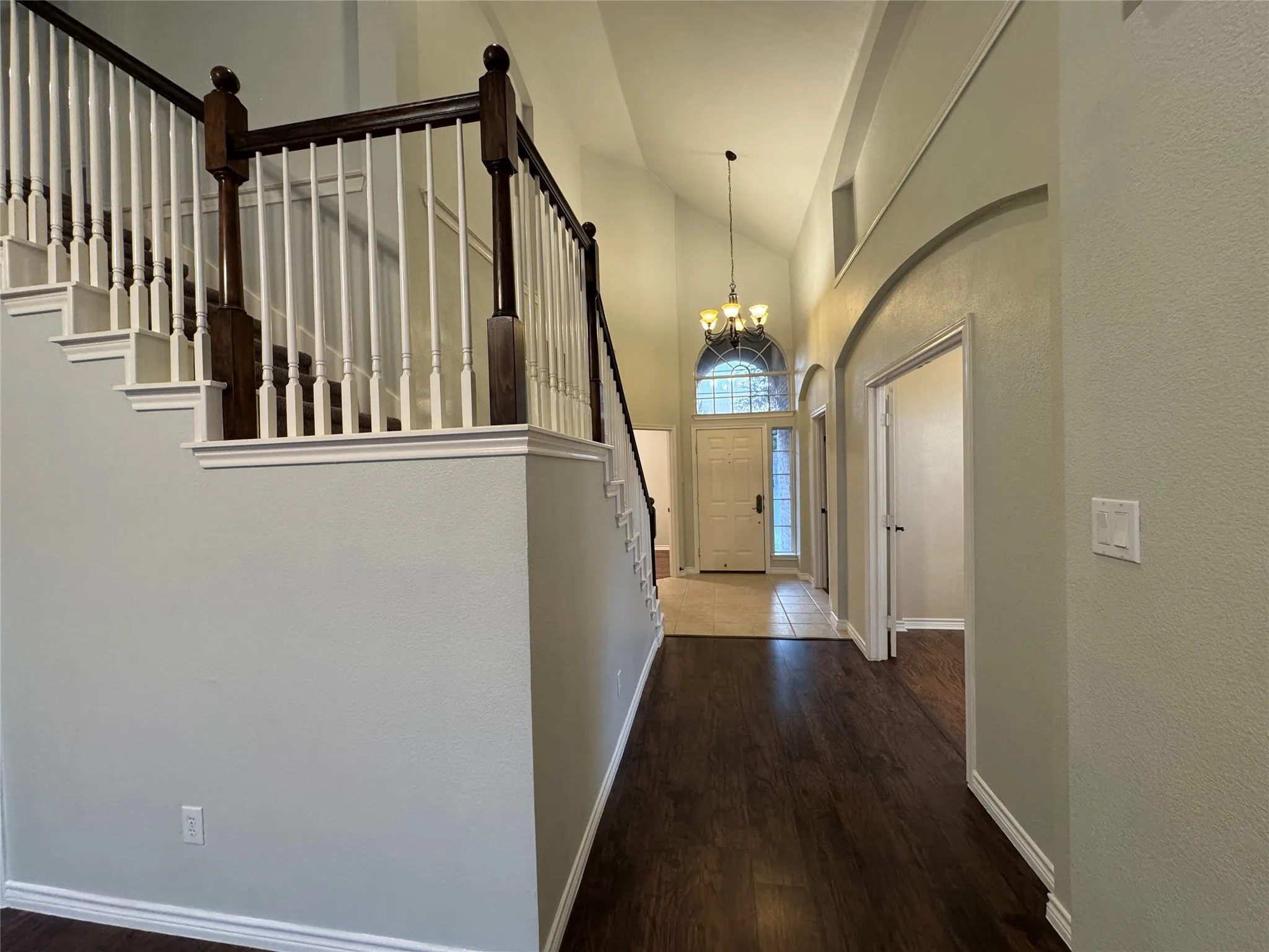 Single Family Residence For Sale in Tarrant County , 7116 Top Rail Run, Fort Worth, Texas 76179, 5 Bedroom, 3 Bathroom, 2 Garage spaces, 2,910 Sqft, built in 2001, mls#21316218, Real Estate Agent in Fort Worth, Homes For Sale in Tarrant county, Homes For Sale in Fort Worth, Realtor in Fort Worth Texas, Real Estate Brokerage Independent Realty Texas, Luminita Cordes Realtor
