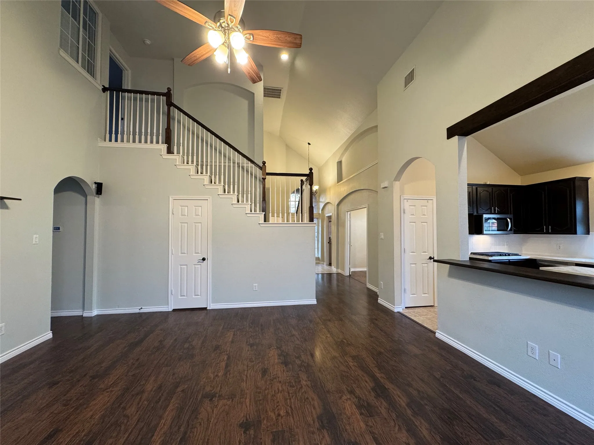 Single Family Residence For Sale in Tarrant County , 7116 Top Rail Run, Fort Worth, Texas 76179, 5 Bedroom, 3 Bathroom, 2 Garage spaces, 2,910 Sqft, built in 2001, mls#21316218, Real Estate Agent in Fort Worth, Homes For Sale in Tarrant county, Homes For Sale in Fort Worth, Realtor in Fort Worth Texas, Real Estate Brokerage Independent Realty Texas, Luminita Cordes Realtor