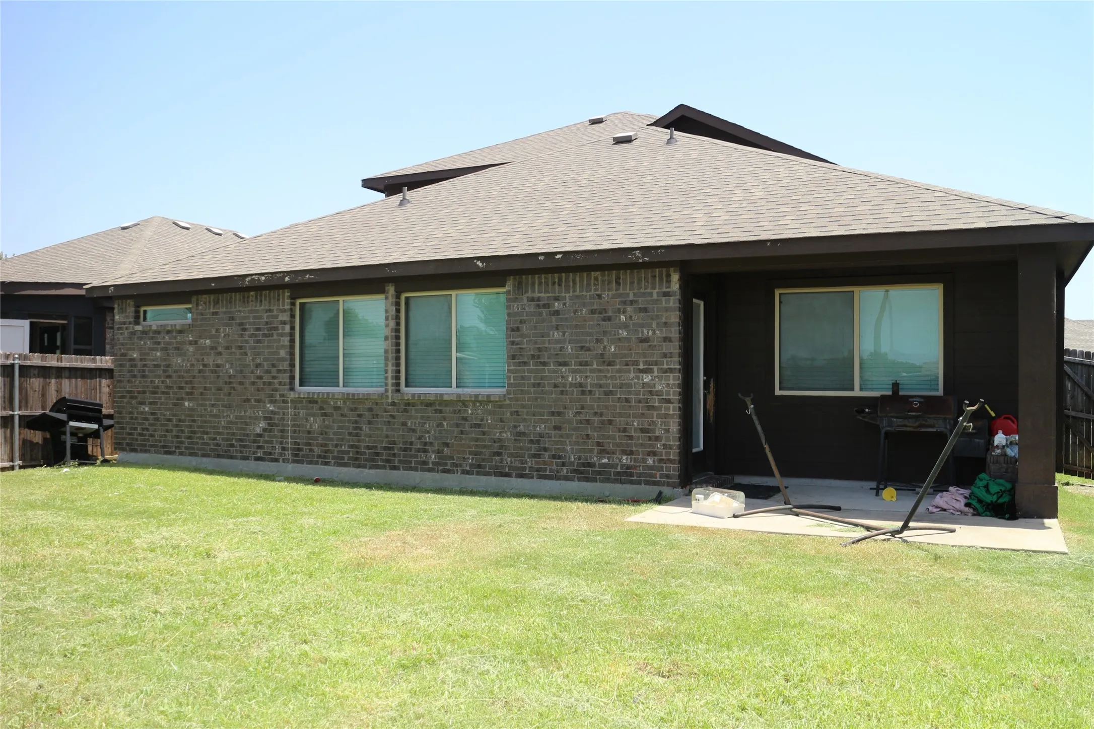 Single Family Residence For Sale in Collin County , 591 Providence Place, Lavon, Texas 75166, 4 Bedroom, 3 Bathroom, 2 Garage spaces, 2,487 Sqft, built in 2018, mls#21305984, Real Estate Agent in Lavon, Homes For Sale in Collin county, Homes For Sale in Lavon, Realtor in Lavon Texas, Real Estate Brokerage Independent Realty Texas, Luminita Cordes Realtor