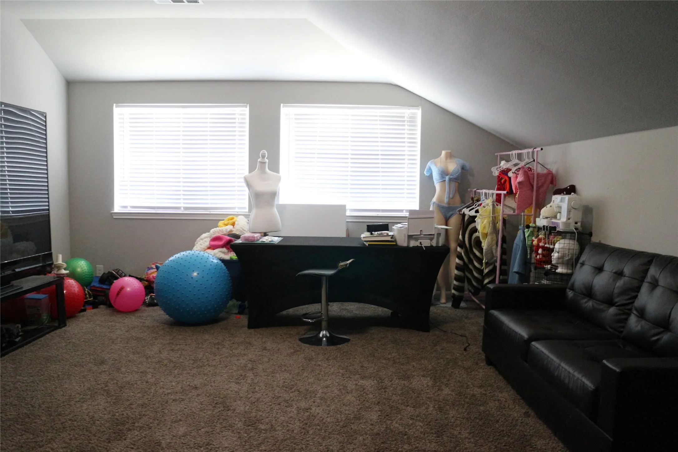 Single Family Residence For Sale in Collin County , 591 Providence Place, Lavon, Texas 75166, 4 Bedroom, 3 Bathroom, 2 Garage spaces, 2,487 Sqft, built in 2018, mls#21305984, Real Estate Agent in Lavon, Homes For Sale in Collin county, Homes For Sale in Lavon, Realtor in Lavon Texas, Real Estate Brokerage Independent Realty Texas, Luminita Cordes Realtor