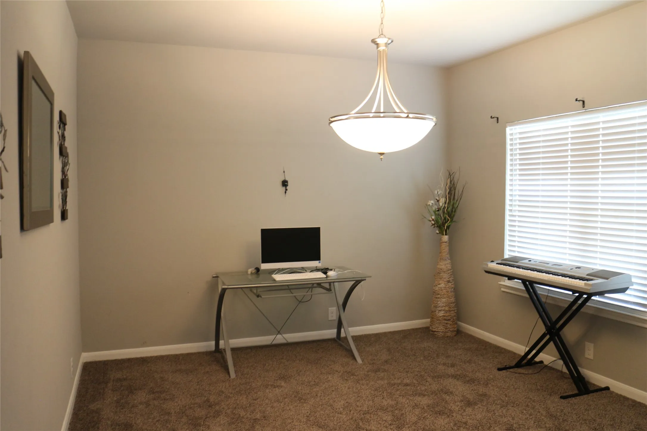 Single Family Residence For Sale in Collin County , 591 Providence Place, Lavon, Texas 75166, 4 Bedroom, 3 Bathroom, 2 Garage spaces, 2,487 Sqft, built in 2018, mls#21305984, Real Estate Agent in Lavon, Homes For Sale in Collin county, Homes For Sale in Lavon, Realtor in Lavon Texas, Real Estate Brokerage Independent Realty Texas, Luminita Cordes Realtor