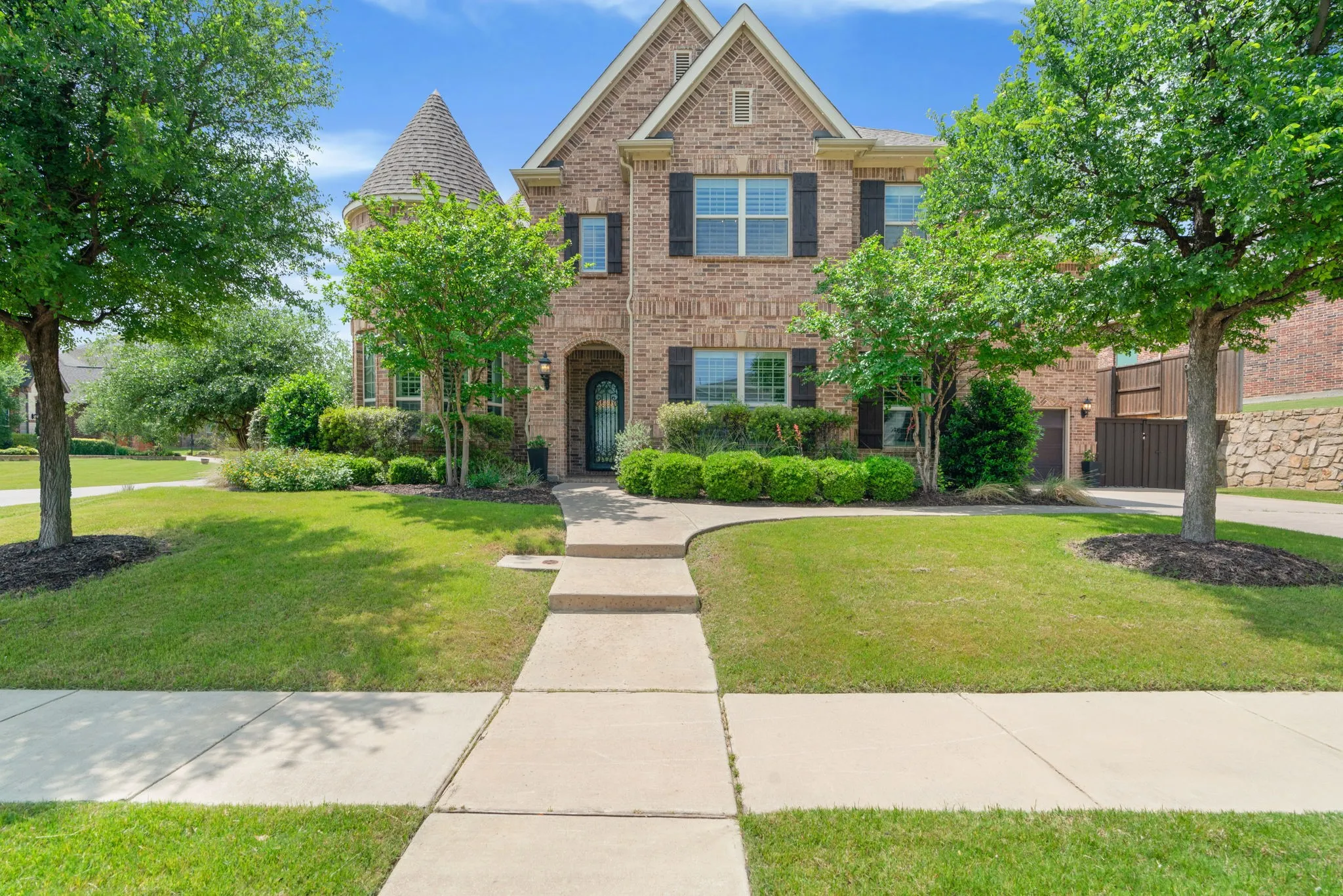 Welcome to your DREAM HOME!