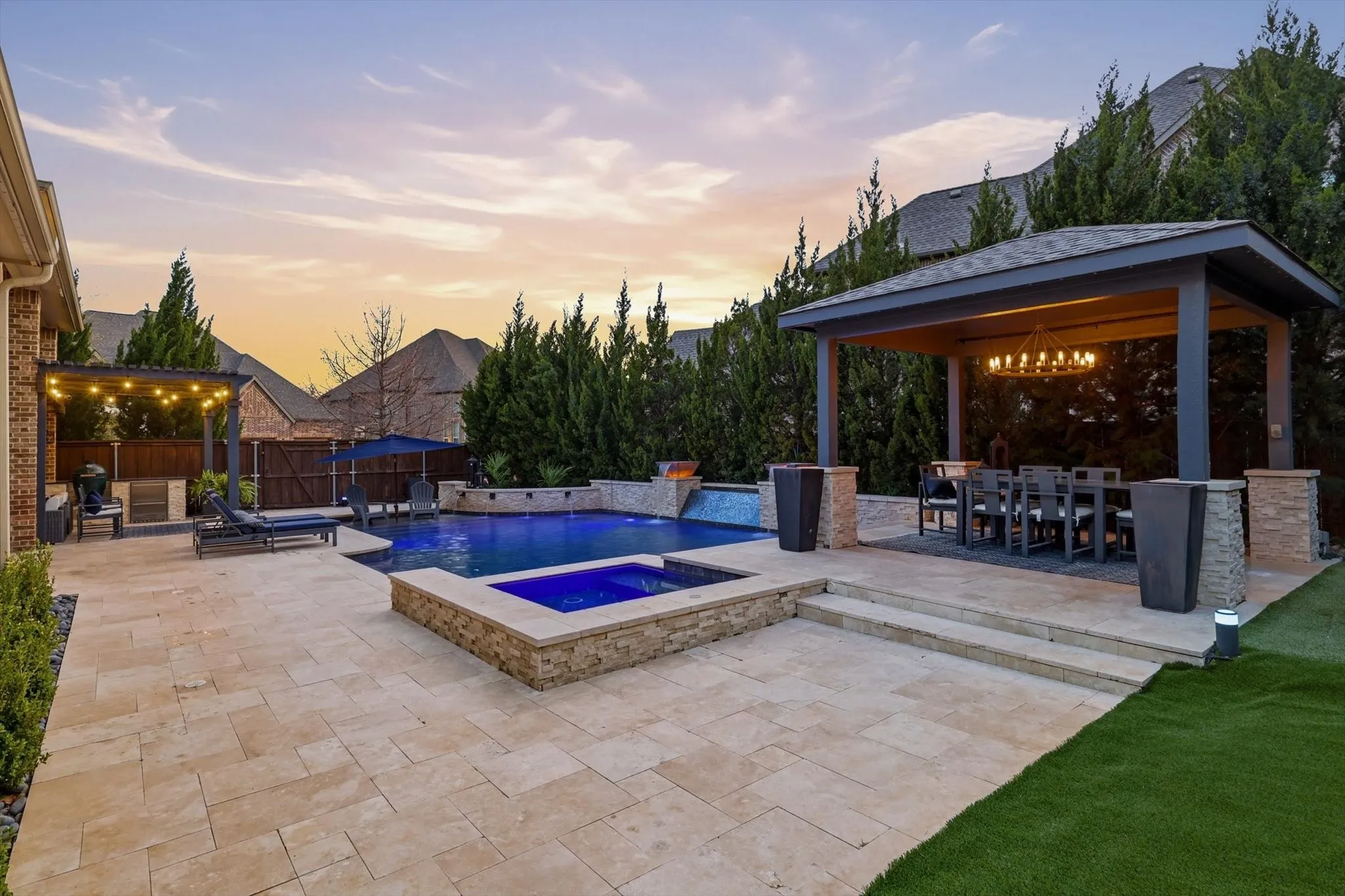 Enjoy gorgeous sunsets in your hot tub