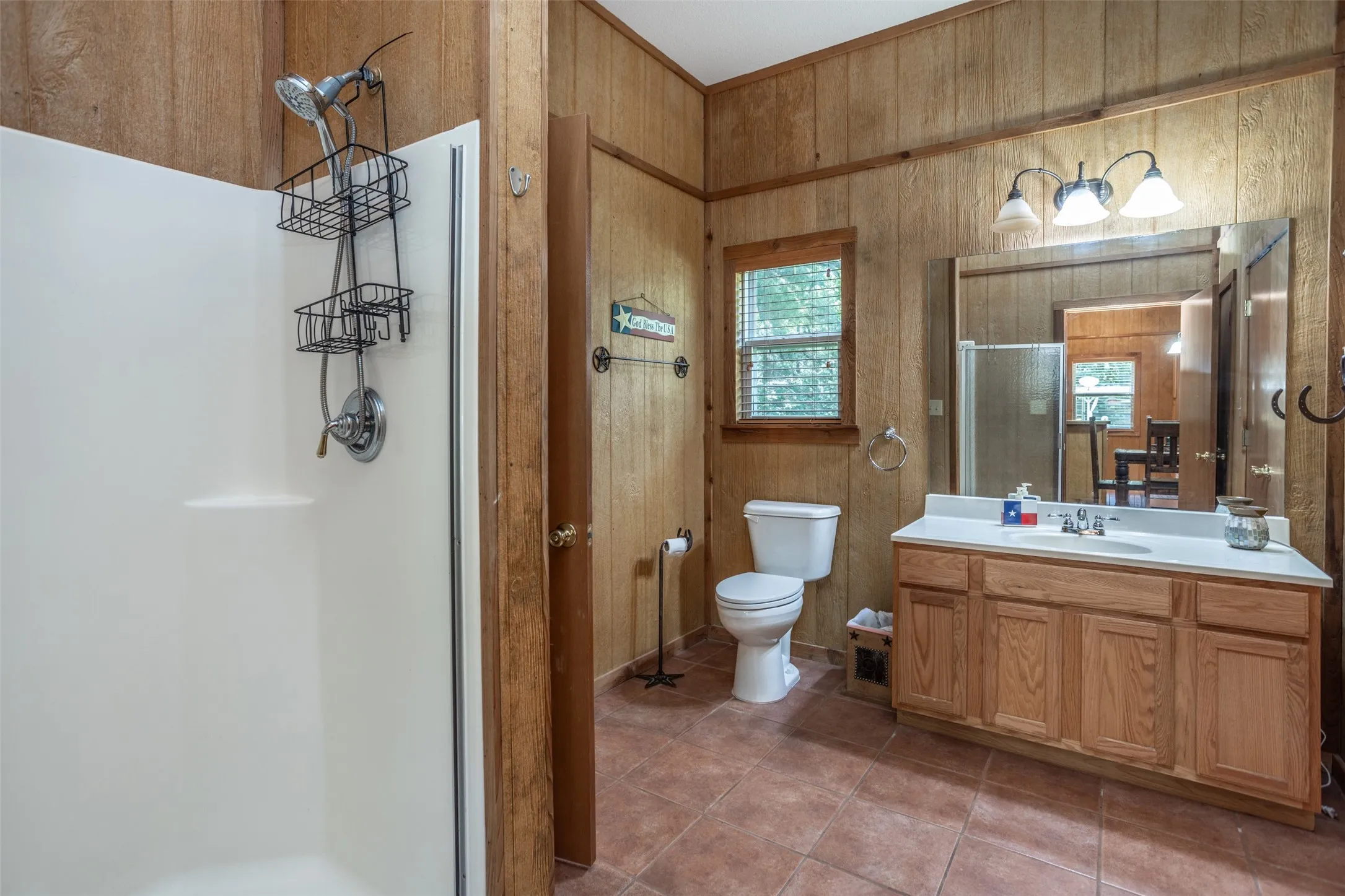 Single Family Residence For Sale in Grayson County , 16 Park Tree Lane, Gordonville, Texas 76245, 1 Bedroom, 1 Bathroom, Garage spaces, 825 Sqft, built in 2005, mls#21317169, Real Estate Agent in Gordonville, Homes For Sale in Grayson county, Homes For Sale in Gordonville, Realtor in Gordonville Texas, Real Estate Brokerage Independent Realty Texas, Luminita Cordes Realtor