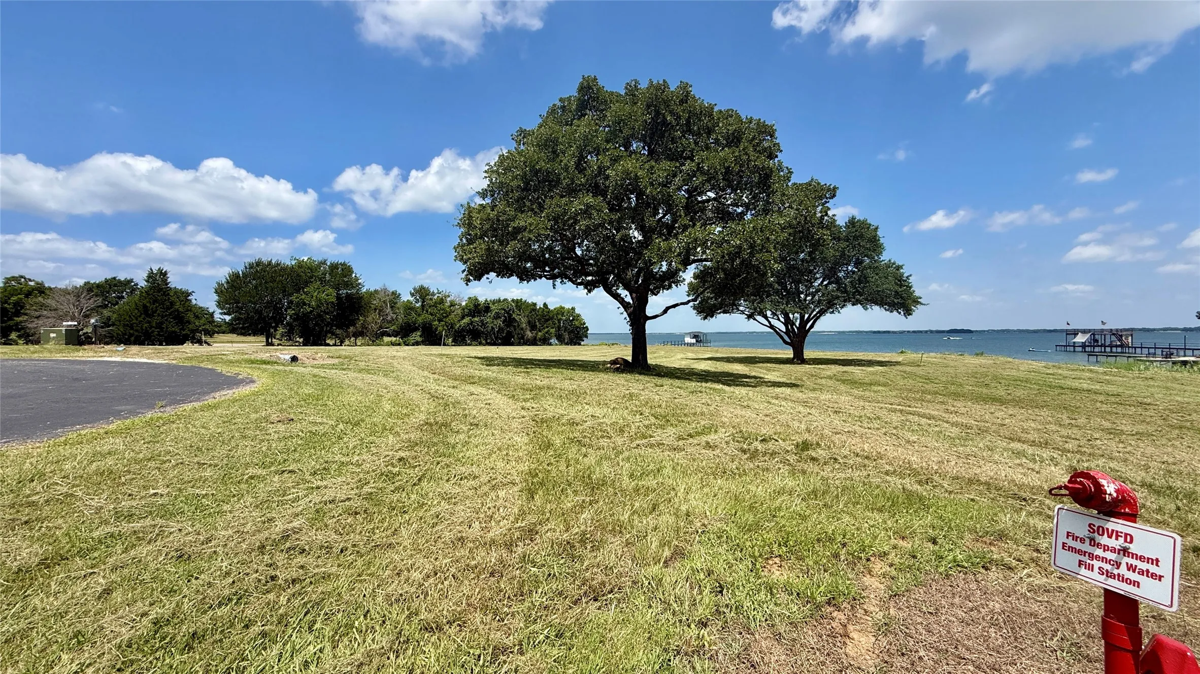 Unimproved Land For Sale in Navarro County , Lot 30 Marina Point, Streetman, Texas 75859, 0, 0, Garage spaces, 0 Sqft, built in 2012, mls#21316828, Real Estate Agent in Streetman, Homes For Sale in Navarro county, Homes For Sale in Streetman, Realtor in Streetman Texas, Real Estate Brokerage Independent Realty Texas, Luminita Cordes Realtor