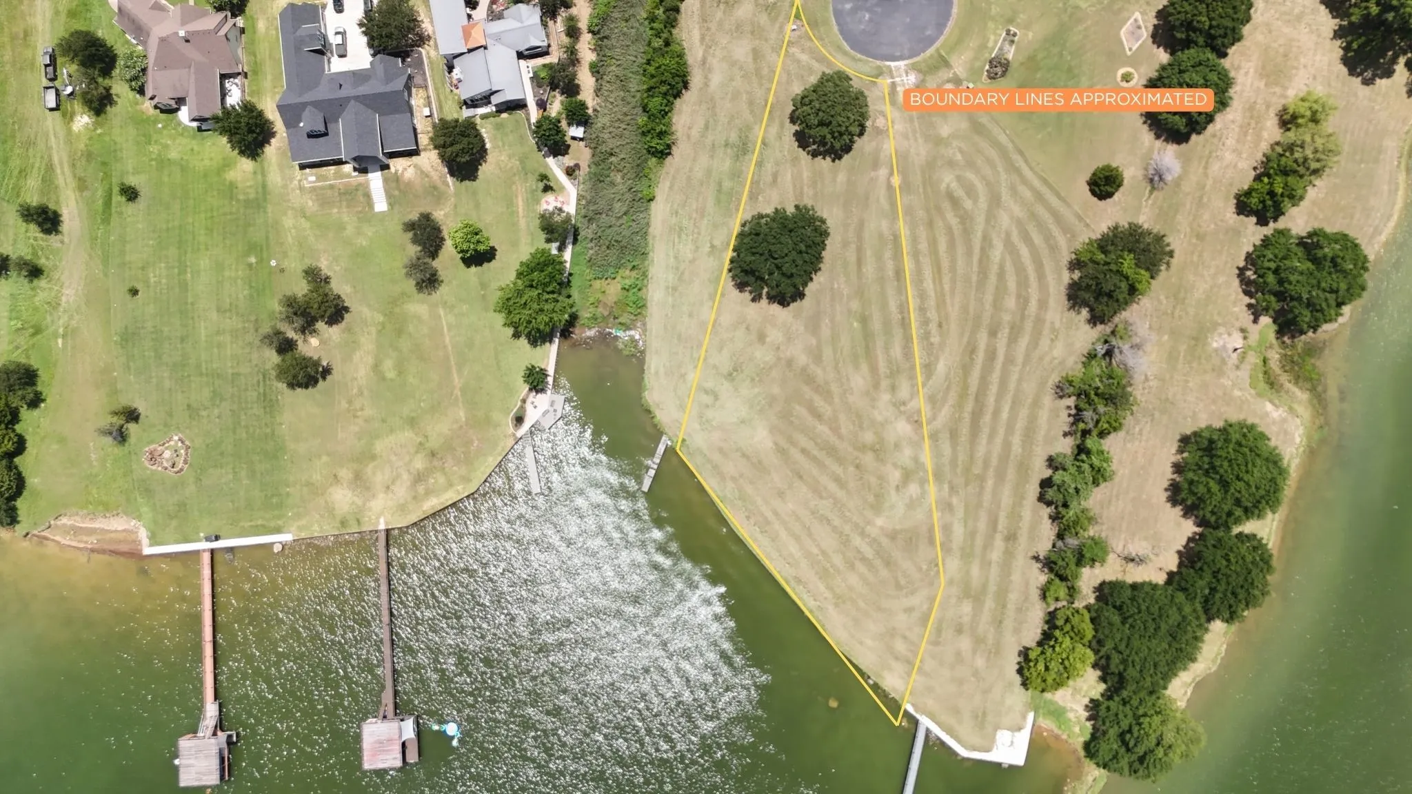 Overhead view highlights the impressive shoreline and spacious homesite layout.