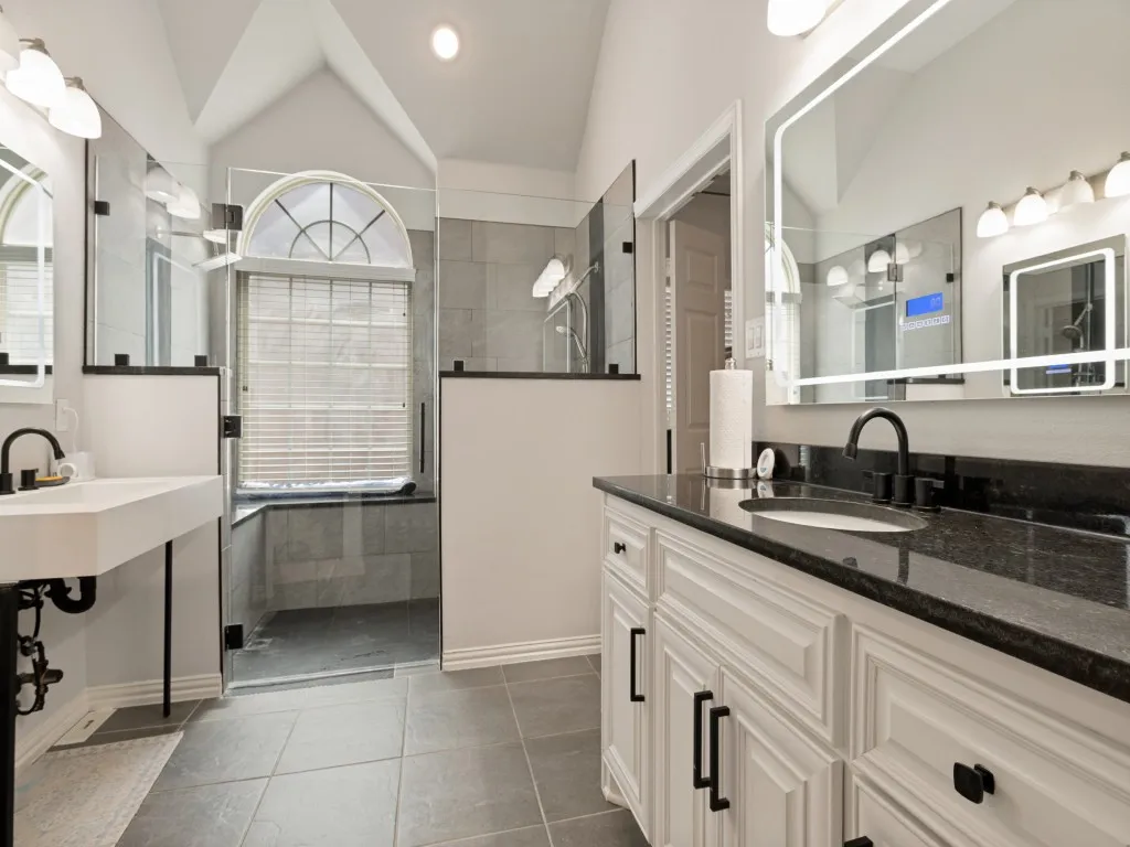 Single Family Residence For Sale in Dallas County , 528 Shasta Street, De Soto, Texas 75115, 4 Bedroom, 3 Bathroom, 2 Garage spaces, 2,530 Sqft, built in 2020, mls#21316338, Real Estate Agent in De Soto, Homes For Sale in Dallas county, Homes For Sale in De Soto, Realtor in De Soto Texas, Real Estate Brokerage Independent Realty Texas, Luminita Cordes Realtor