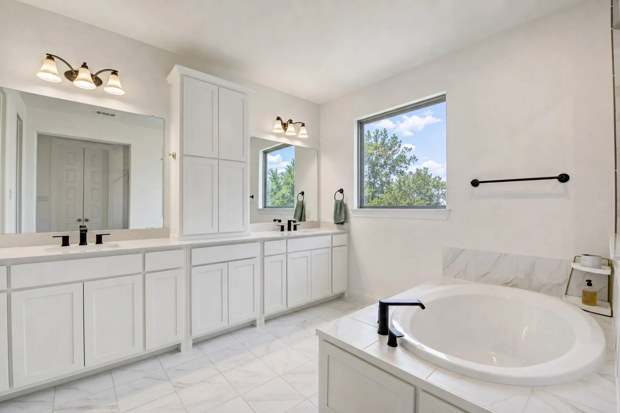 Single Family Residence For Sale in Denton County , 304 Cottontail Lane, Northlake, Texas 76247, 4 Bedrooms, 4 Bathrooms, 3 Garage spaces, 3,884 Sqft, built in 2024, Price $700,000, mls#21303841, Real Estate Agent in Northlake, Homes For Sale in Denton county, Homes For Sale in Northlake, Realtor in Northlake Texas, Real Estate Brokerage Independent Realty Texas, Luminita Cordes Realtor