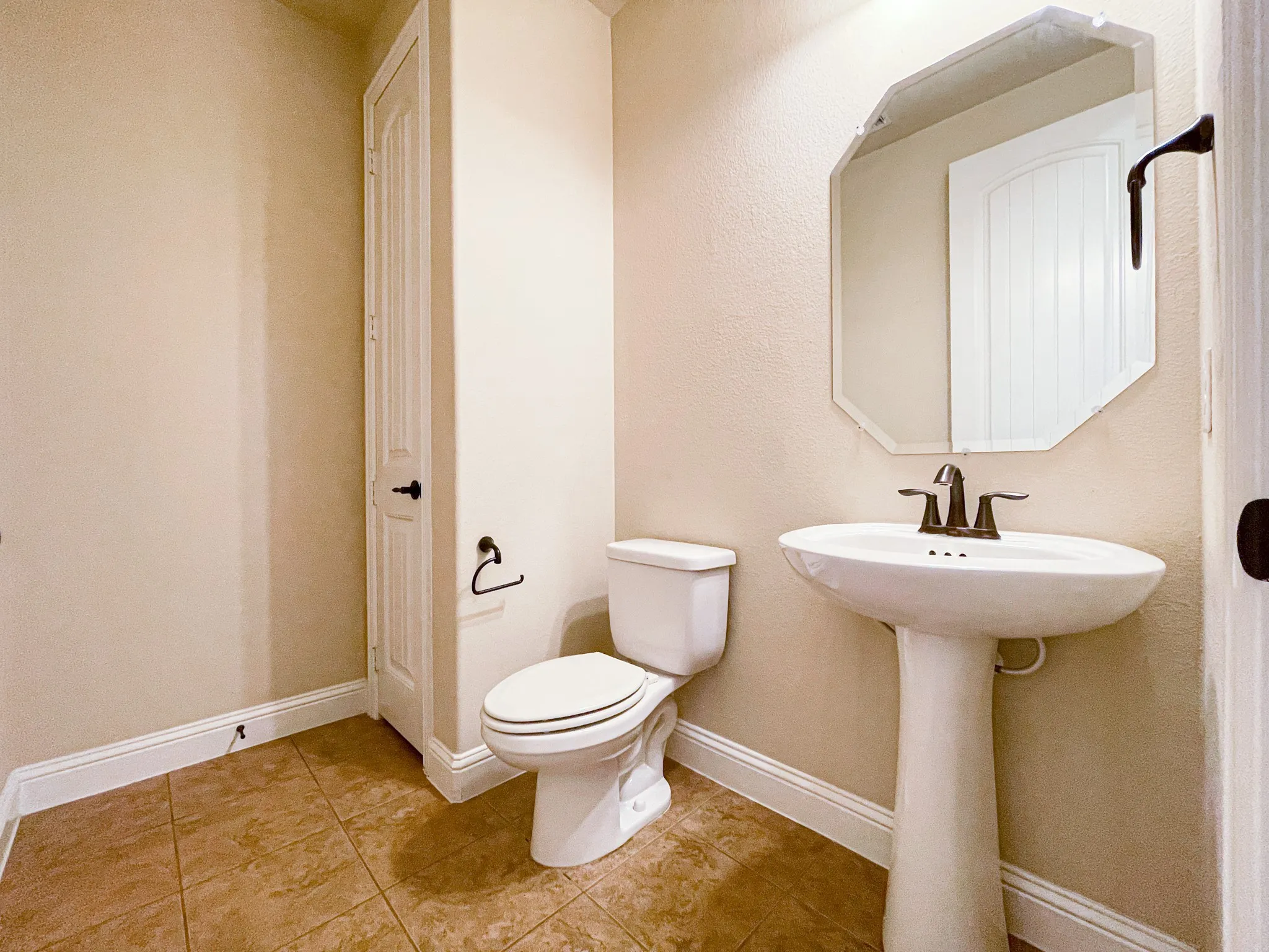 Single Family Residence For Rent in Denton County , 5164 Havasu Drive, Frisco, Texas 75036, 5 Bedroom, 4 Bathroom, 2 Garage spaces, 5,016 Sqft, built in 2016, mls#21308175, Real Estate Agent in Frisco, Homes For Rent in Denton county, Homes For Rent in Frisco, Realtor in Frisco Texas, Real Estate Brokerage Independent Realty Texas, Luminita Cordes Realtor