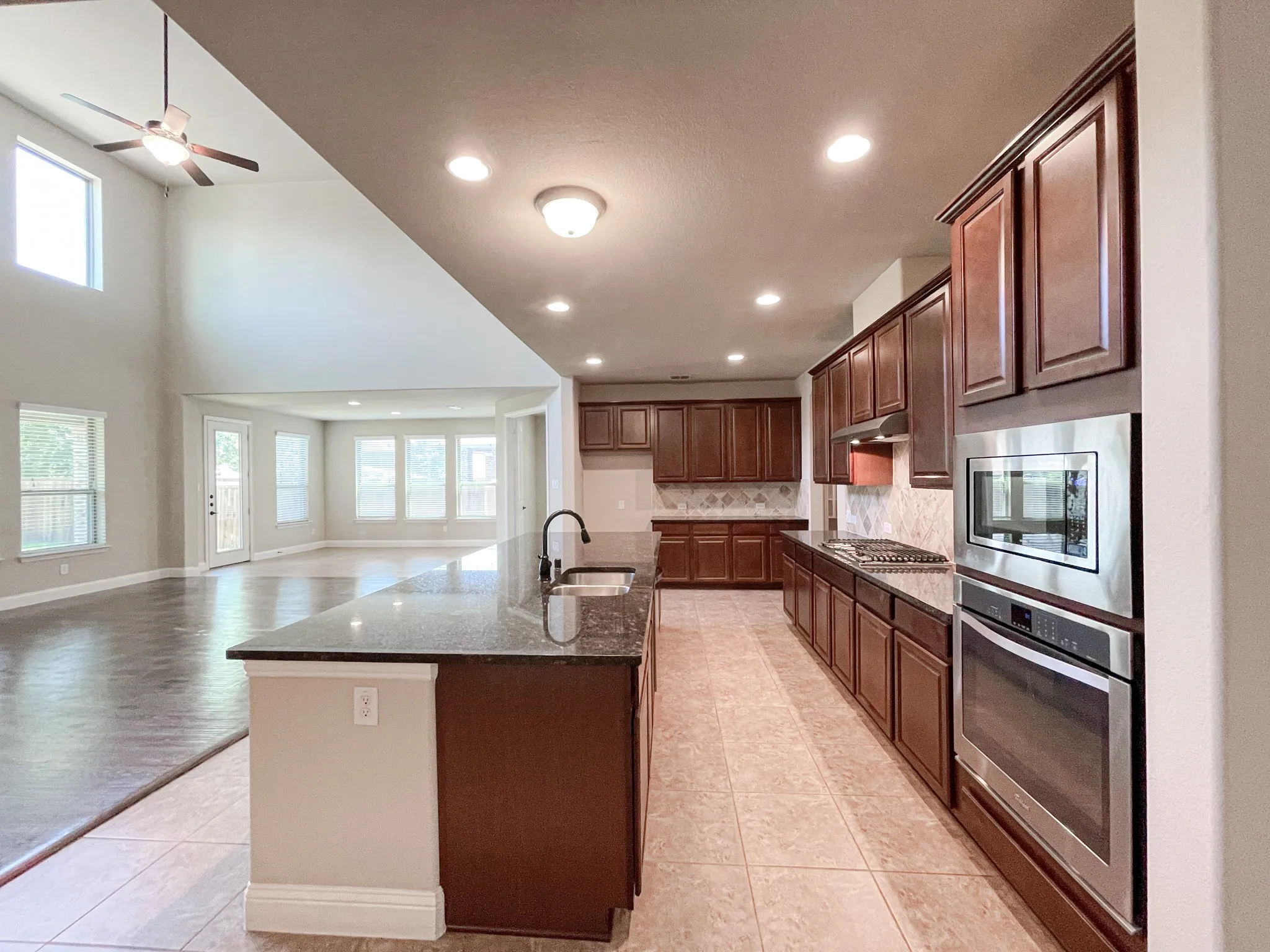 Single Family Residence For Rent in Denton County , 5164 Havasu Drive, Frisco, Texas 75036, 5 Bedroom, 4 Bathroom, 2 Garage spaces, 5,016 Sqft, built in 2016, mls#21308175, Real Estate Agent in Frisco, Homes For Rent in Denton county, Homes For Rent in Frisco, Realtor in Frisco Texas, Real Estate Brokerage Independent Realty Texas, Luminita Cordes Realtor
