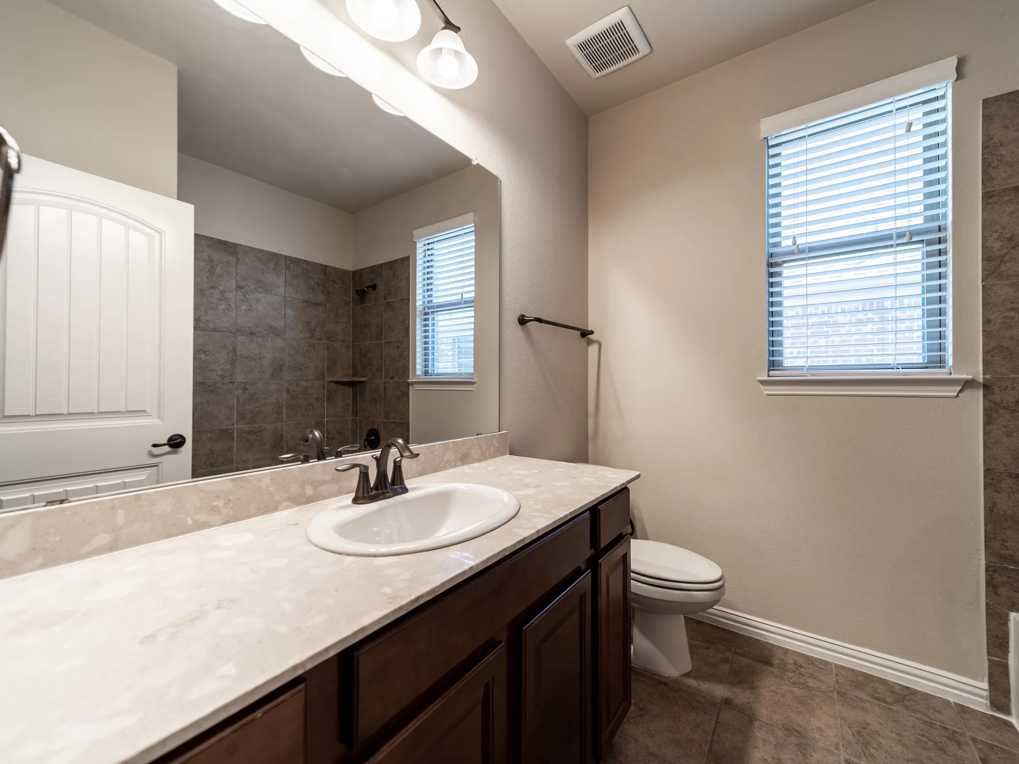 Single Family Residence For Rent in Denton County , 5164 Havasu Drive, Frisco, Texas 75036, 5 Bedroom, 4 Bathroom, 2 Garage spaces, 5,016 Sqft, built in 2016, mls#21308175, Real Estate Agent in Frisco, Homes For Rent in Denton county, Homes For Rent in Frisco, Realtor in Frisco Texas, Real Estate Brokerage Independent Realty Texas, Luminita Cordes Realtor