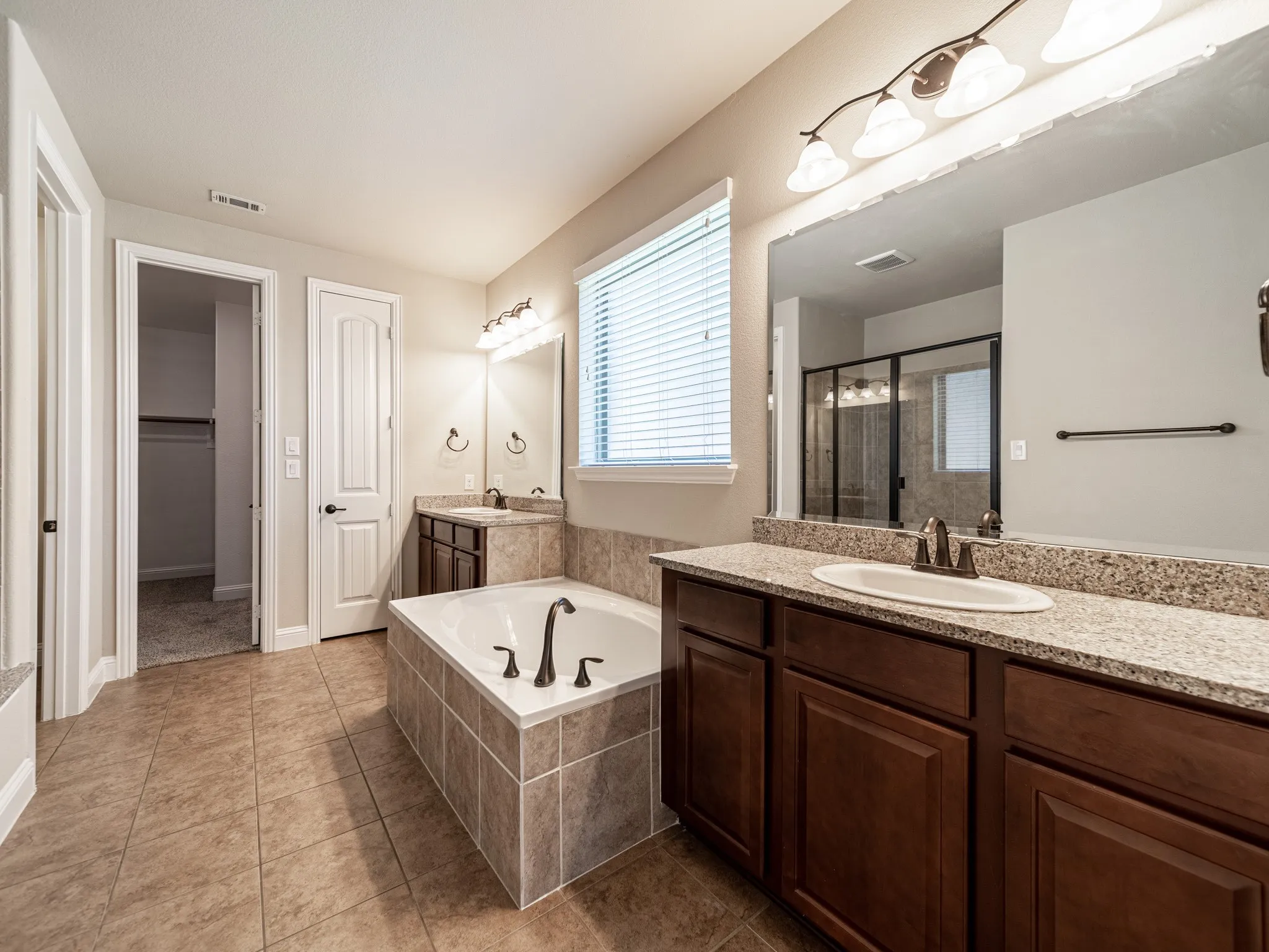 Single Family Residence For Rent in Denton County , 5164 Havasu Drive, Frisco, Texas 75036, 5 Bedroom, 4 Bathroom, 2 Garage spaces, 5,016 Sqft, built in 2016, mls#21308175, Real Estate Agent in Frisco, Homes For Rent in Denton county, Homes For Rent in Frisco, Realtor in Frisco Texas, Real Estate Brokerage Independent Realty Texas, Luminita Cordes Realtor