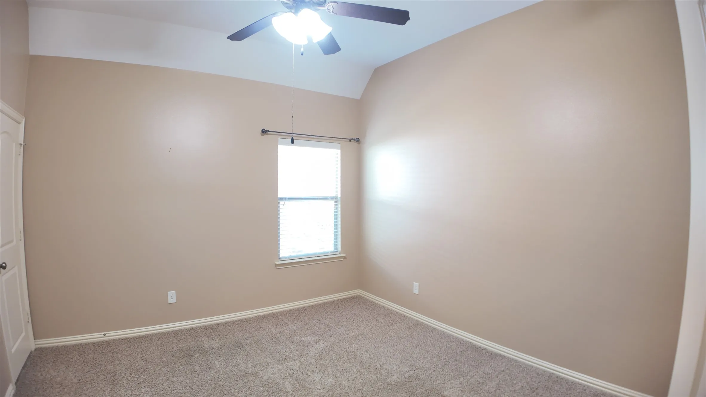 Single Family Residence For Rent in Rockwall County , 639 Stevenson Drive, Fate, Texas 75087, 3 Bedrooms, 3 Bathrooms, 3 Garage spaces, 2,454 Sqft, built in 2012, Price $2,950, mls#21315550, Real Estate Agent in Fate, Homes For Rent in Rockwall county, Homes For Rent in Fate, Realtor in Fate Texas, Real Estate Brokerage Independent Realty Texas, Luminita Cordes Realtor