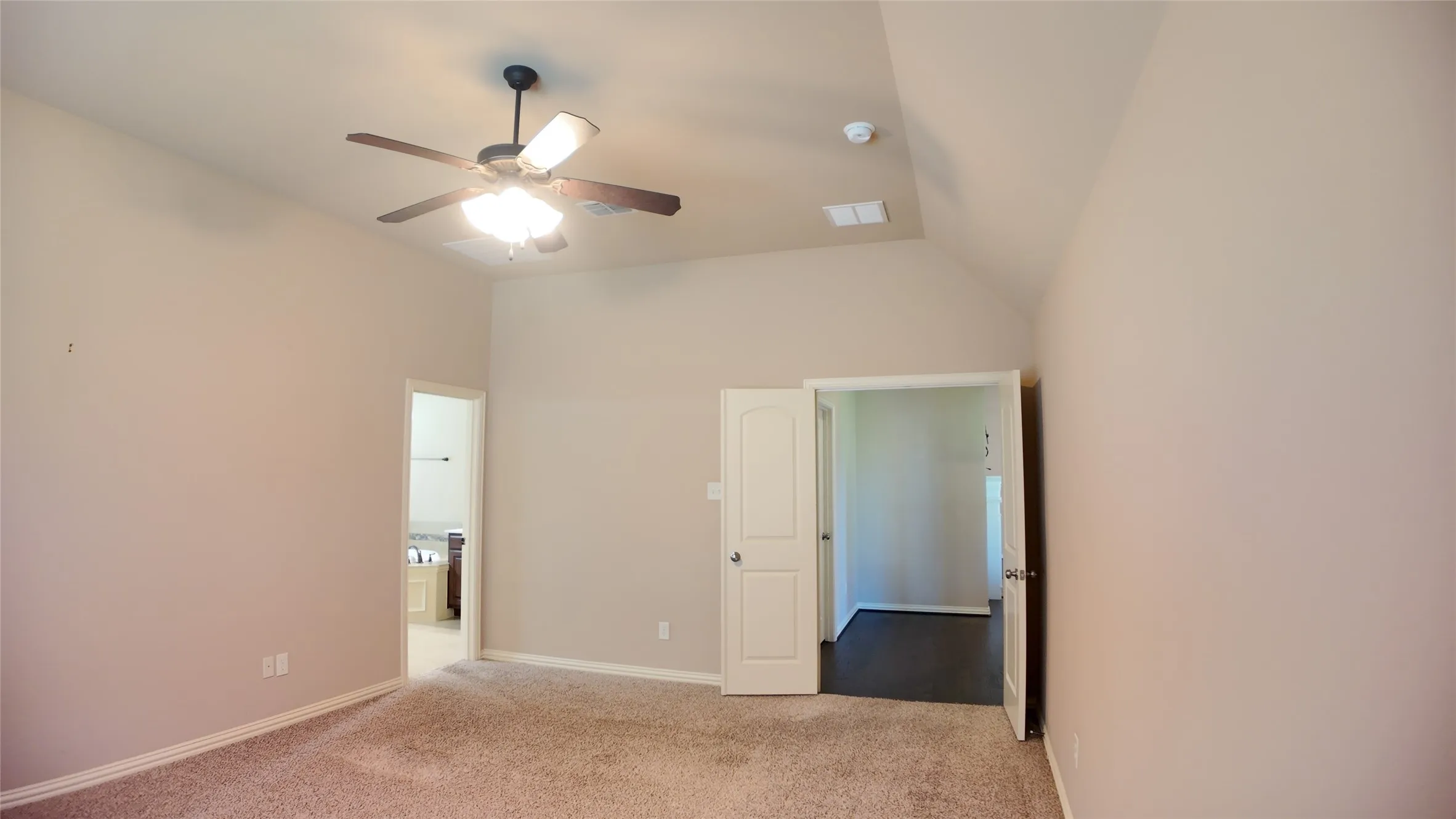 Single Family Residence For Rent in Rockwall County , 639 Stevenson Drive, Fate, Texas 75087, 3 Bedrooms, 3 Bathrooms, 3 Garage spaces, 2,454 Sqft, built in 2012, Price $2,950, mls#21315550, Real Estate Agent in Fate, Homes For Rent in Rockwall county, Homes For Rent in Fate, Realtor in Fate Texas, Real Estate Brokerage Independent Realty Texas, Luminita Cordes Realtor