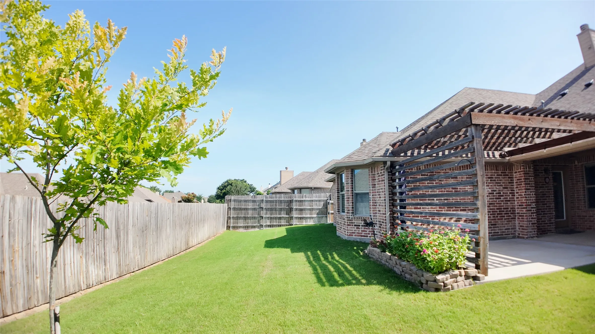 Single Family Residence For Rent in Rockwall County , 639 Stevenson Drive, Fate, Texas 75087, 3 Bedrooms, 3 Bathrooms, 3 Garage spaces, 2,454 Sqft, built in 2012, Price $2,950, mls#21315550, Real Estate Agent in Fate, Homes For Rent in Rockwall county, Homes For Rent in Fate, Realtor in Fate Texas, Real Estate Brokerage Independent Realty Texas, Luminita Cordes Realtor