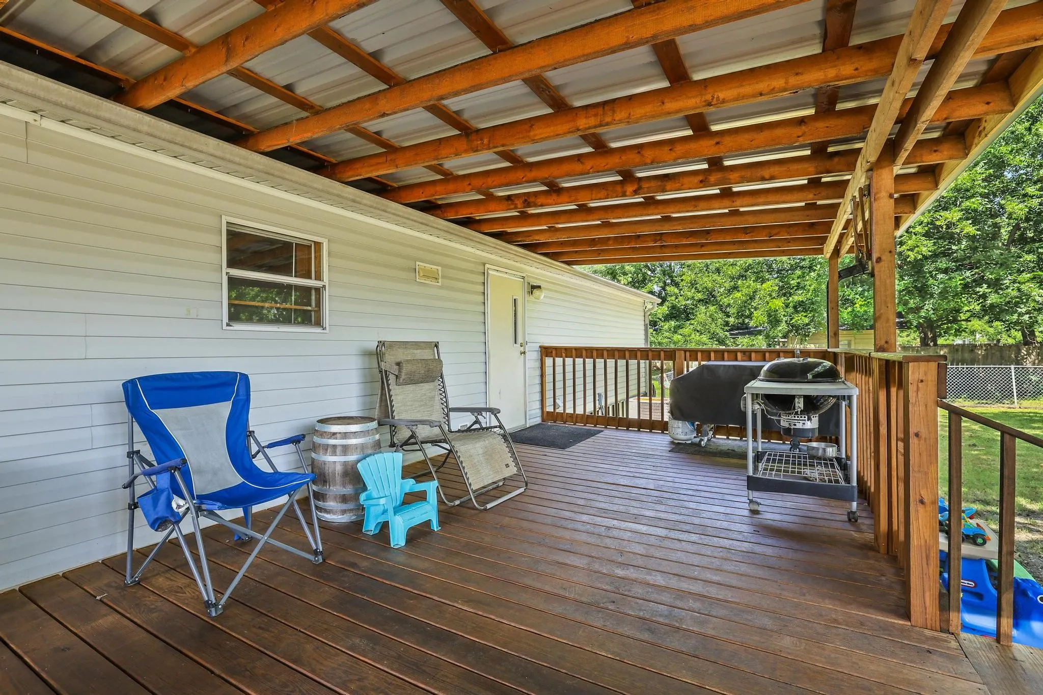 Manufactured Home For Sale in Fannin County , 201 S Main Street, Dodd City, Texas 75438, 4 Bedroom, 2 Bathroom, 1 Garage spaces, 2,128 Sqft, built in 1999, Price $214,900, mls#21316209, Real Estate Agent in Dodd City, Homes For Sale in Fannin county, Homes For Sale in Dodd City, Realtor in Dodd City Texas, Real Estate Brokerage Independent Realty Texas, Luminita Cordes Realtor