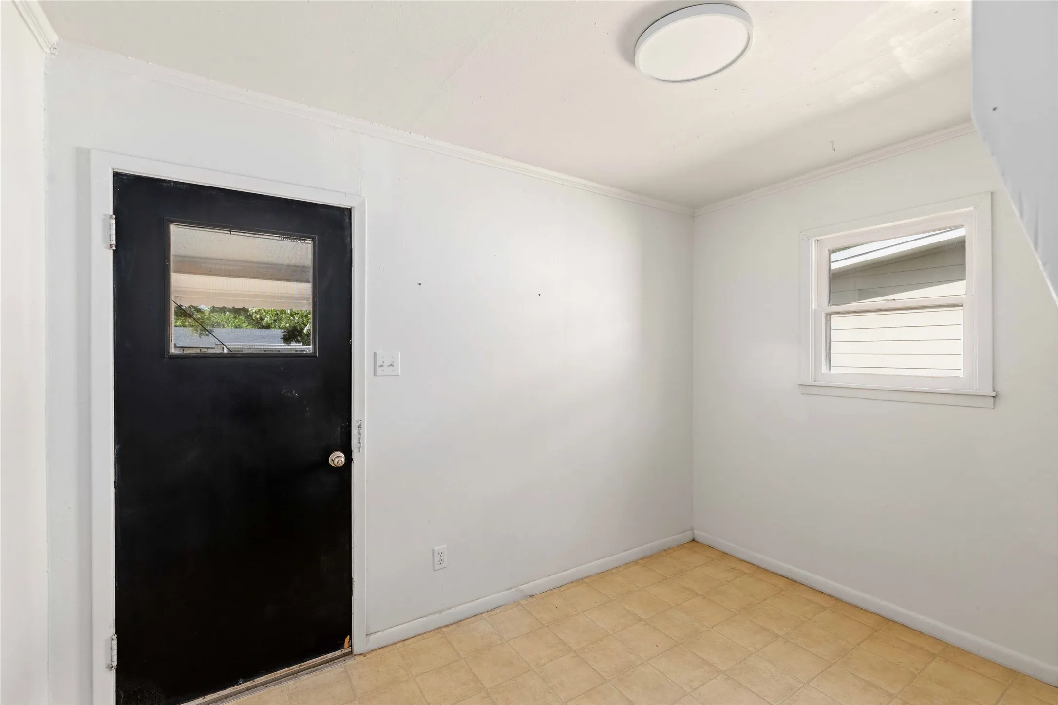 Single Family Residence For Sale in Coleman County , 615 E 10th Street, Coleman, Texas 76834, 2 Bedroom, 1 Bathroom, Garage spaces, 1,032 Sqft, built in 0, mls#21318220, Real Estate Agent in Coleman, Homes For Sale in Coleman county, Homes For Sale in Coleman, Realtor in Coleman Texas, Real Estate Brokerage Independent Realty Texas, Luminita Cordes Realtor