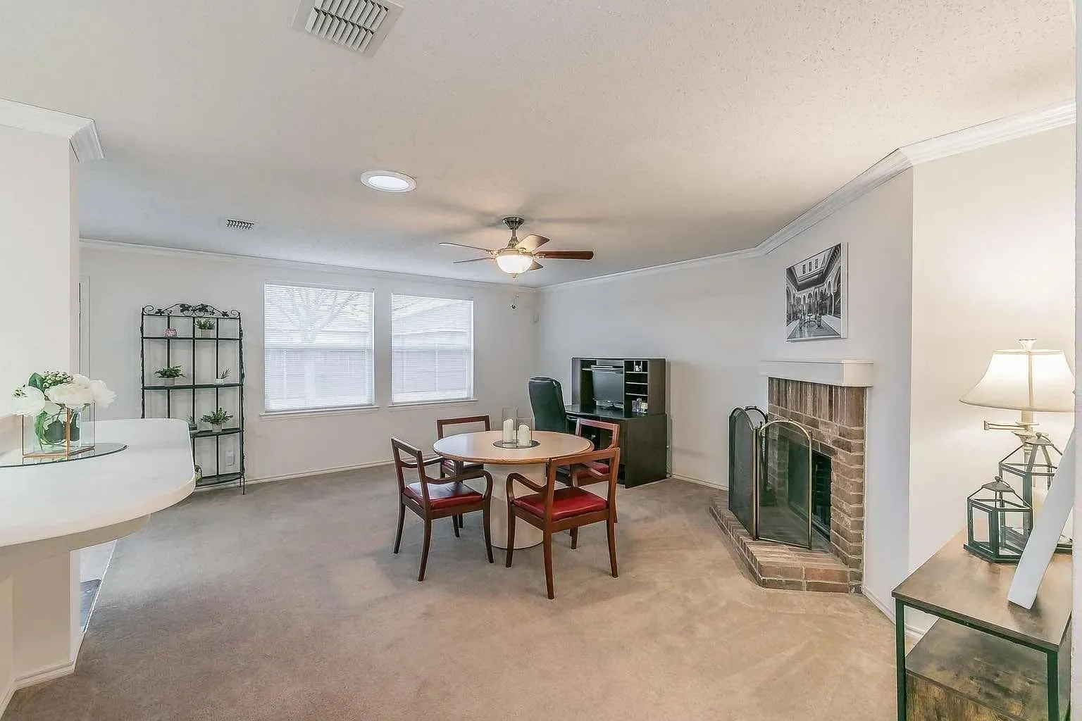 Single Family Residence For Rent in Tarrant County , 4028 Irish Setter Drive, Fort Worth, Texas 76123, 4 Bedroom, 3 Bathroom, 2 Garage spaces, 2,018 Sqft, built in 2005, mls#21318240, Real Estate Agent in Fort Worth, Homes For Rent in Tarrant county, Homes For Rent in Fort Worth, Realtor in Fort Worth Texas, Real Estate Brokerage Independent Realty Texas, Luminita Cordes Realtor