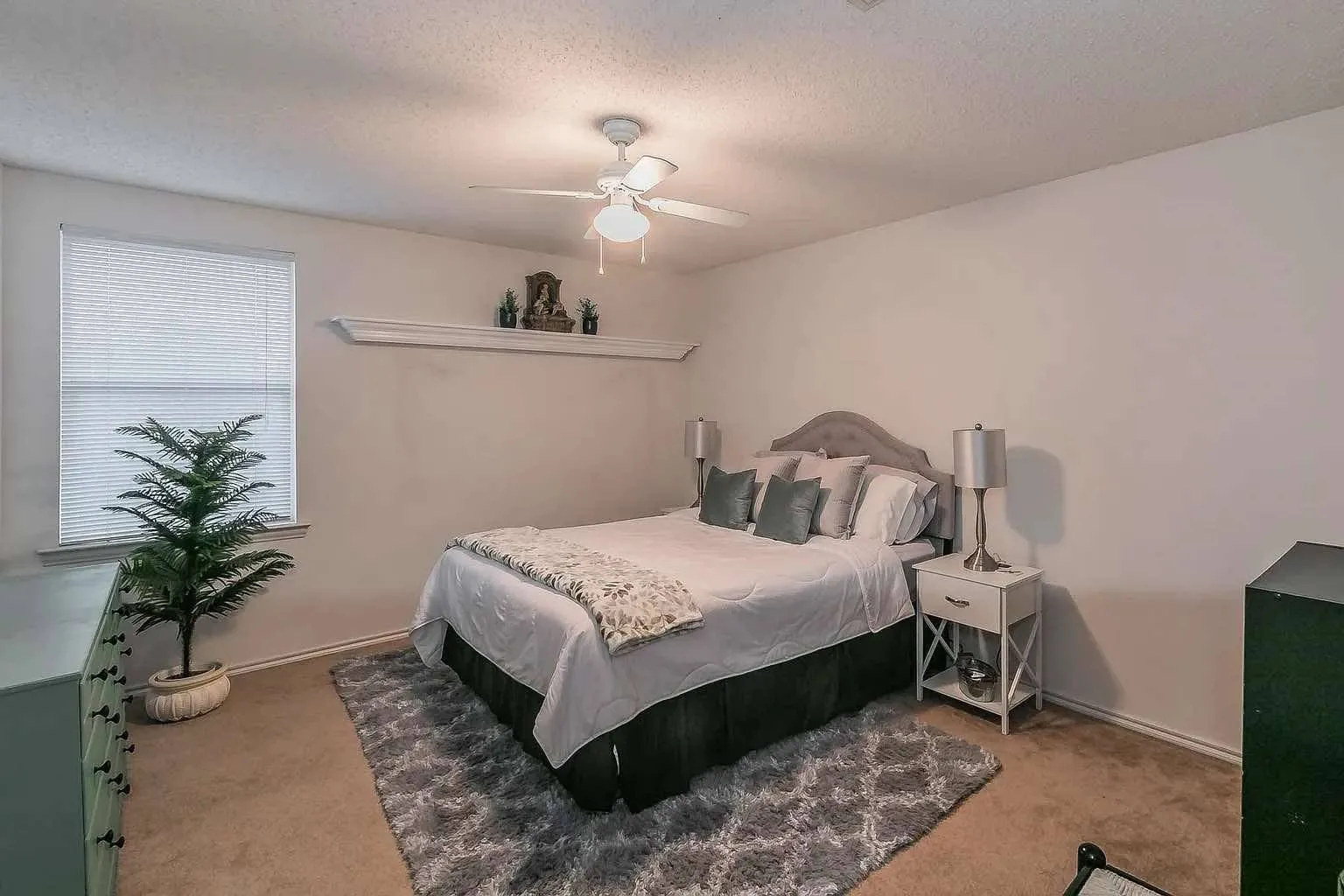 Single Family Residence For Rent in Tarrant County , 4028 Irish Setter Drive, Fort Worth, Texas 76123, 4 Bedroom, 3 Bathroom, 2 Garage spaces, 2,018 Sqft, built in 2005, mls#21318240, Real Estate Agent in Fort Worth, Homes For Rent in Tarrant county, Homes For Rent in Fort Worth, Realtor in Fort Worth Texas, Real Estate Brokerage Independent Realty Texas, Luminita Cordes Realtor