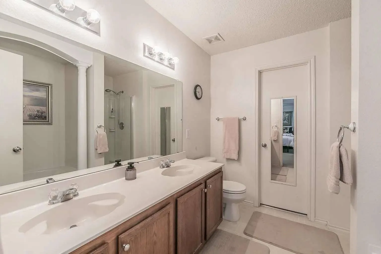 Single Family Residence For Rent in Tarrant County , 4028 Irish Setter Drive, Fort Worth, Texas 76123, 4 Bedroom, 3 Bathroom, 2 Garage spaces, 2,018 Sqft, built in 2005, mls#21318240, Real Estate Agent in Fort Worth, Homes For Rent in Tarrant county, Homes For Rent in Fort Worth, Realtor in Fort Worth Texas, Real Estate Brokerage Independent Realty Texas, Luminita Cordes Realtor