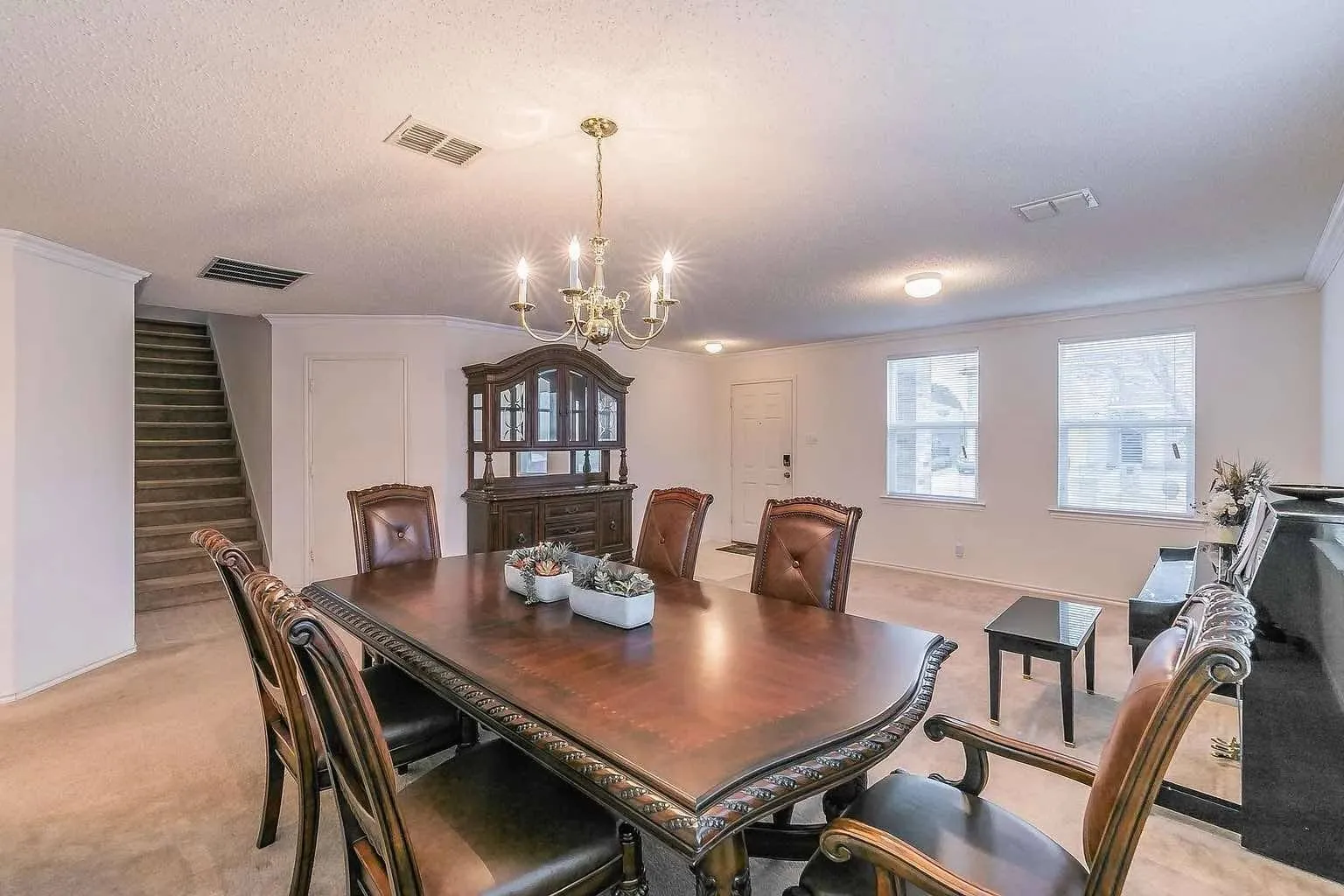 Single Family Residence For Rent in Tarrant County , 4028 Irish Setter Drive, Fort Worth, Texas 76123, 4 Bedroom, 3 Bathroom, 2 Garage spaces, 2,018 Sqft, built in 2005, mls#21318240, Real Estate Agent in Fort Worth, Homes For Rent in Tarrant county, Homes For Rent in Fort Worth, Realtor in Fort Worth Texas, Real Estate Brokerage Independent Realty Texas, Luminita Cordes Realtor