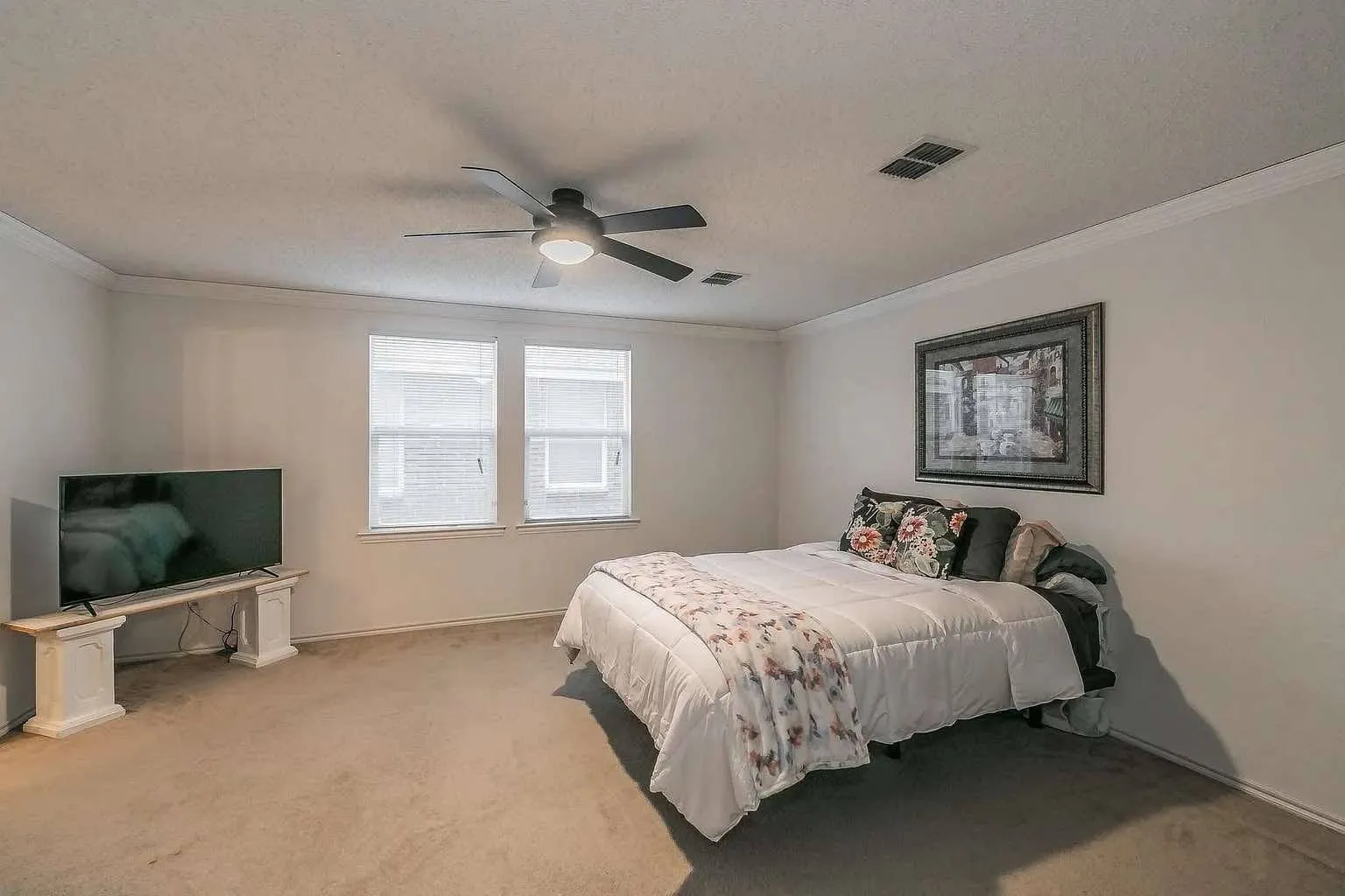 Single Family Residence For Rent in Tarrant County , 4028 Irish Setter Drive, Fort Worth, Texas 76123, 4 Bedroom, 3 Bathroom, 2 Garage spaces, 2,018 Sqft, built in 2005, mls#21318240, Real Estate Agent in Fort Worth, Homes For Rent in Tarrant county, Homes For Rent in Fort Worth, Realtor in Fort Worth Texas, Real Estate Brokerage Independent Realty Texas, Luminita Cordes Realtor