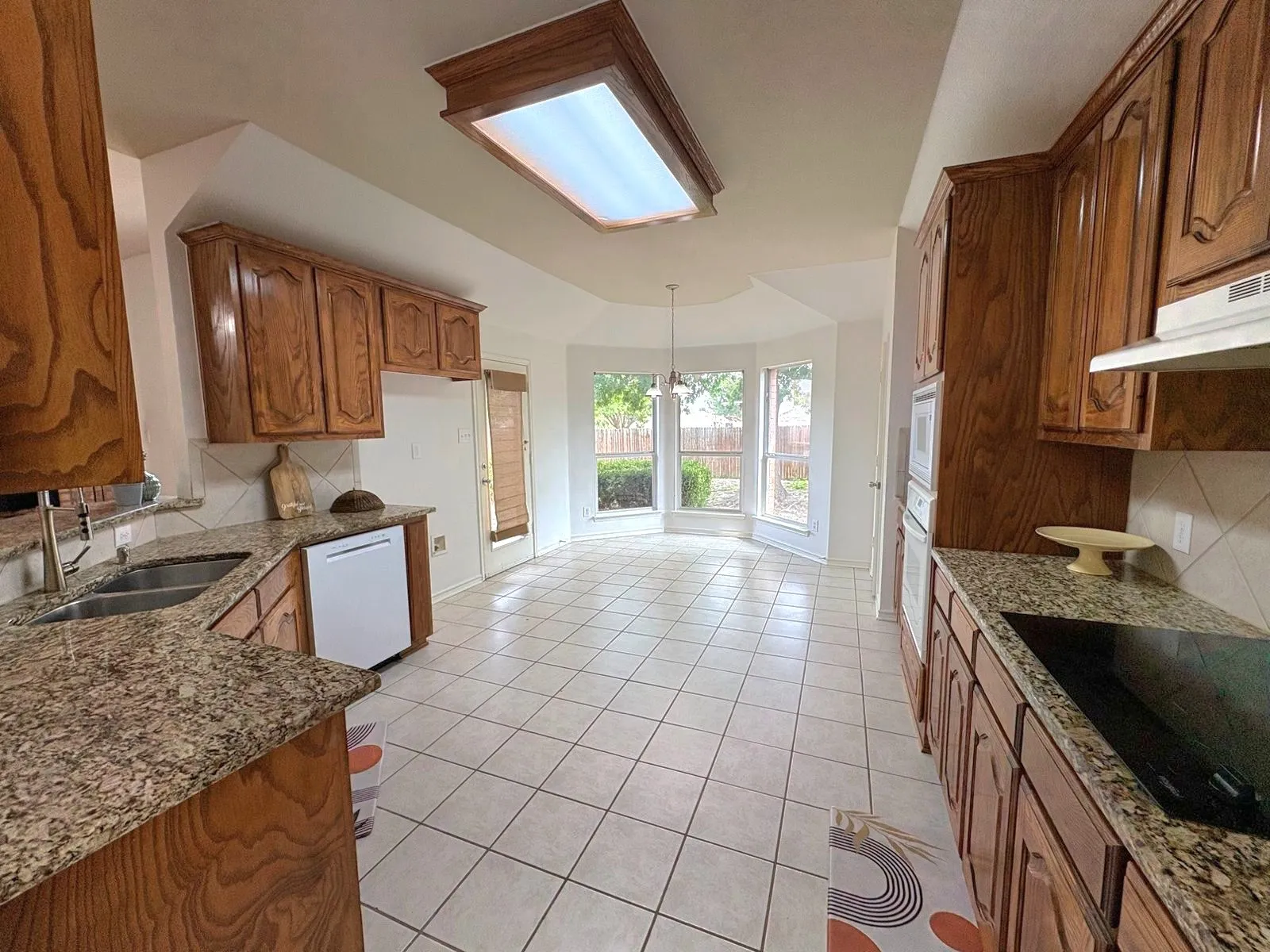 Single Family Residence For Rent in Collin County , 12300 Latigo Drive, Frisco, Texas 75035, 3 Bedroom, 2 Bathroom, 2 Garage spaces, 1,814 Sqft, built in 2004, mls#21318190, Real Estate Agent in Frisco, Homes For Rent in Collin county, Homes For Rent in Frisco, Realtor in Frisco Texas, Real Estate Brokerage Independent Realty Texas, Luminita Cordes Realtor
