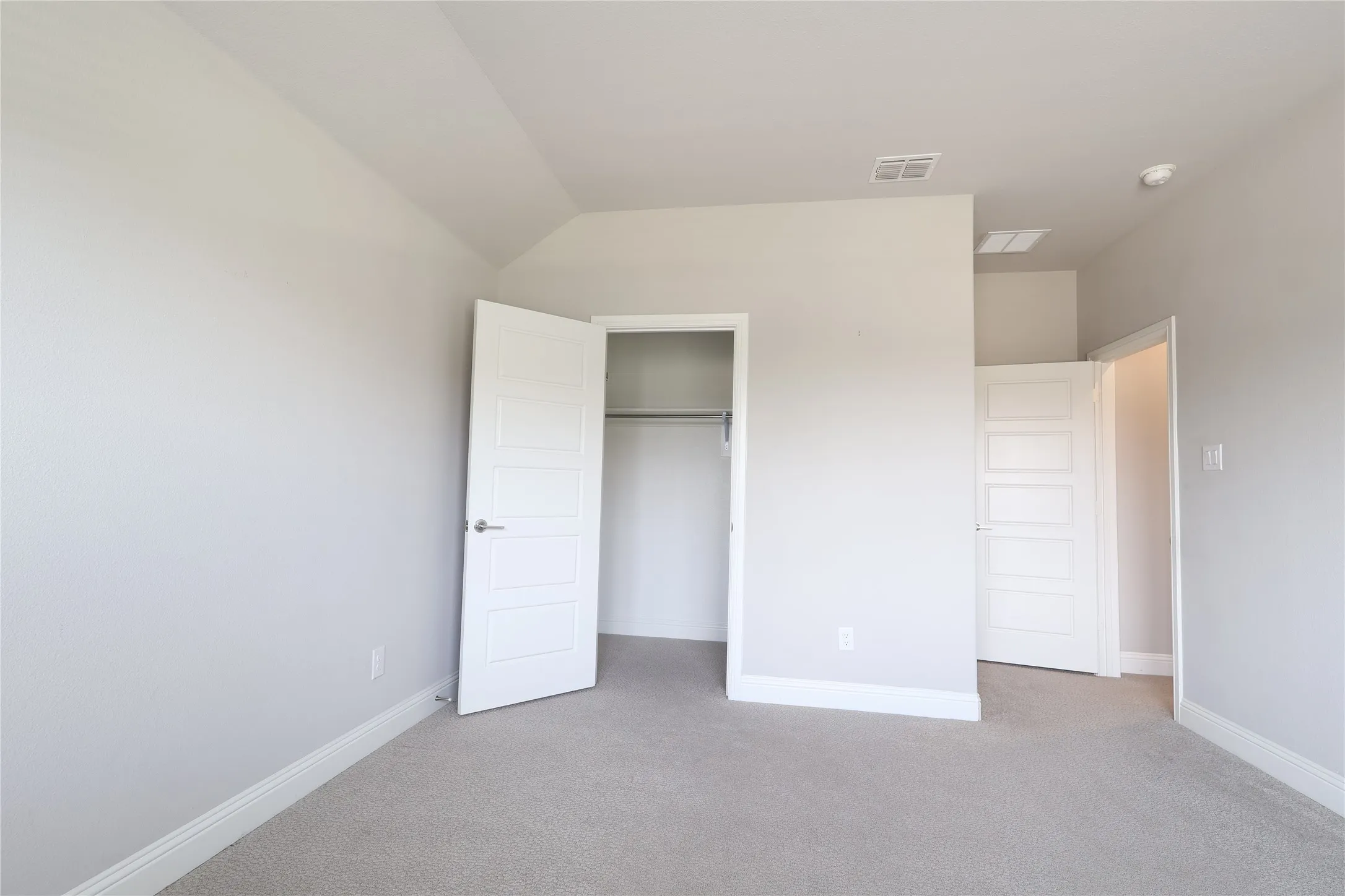 Single Family Residence For Rent in Collin County , 12978 Caprock Drive, Frisco, Texas 75035, 3 Bedroom, 4 Bathroom, 2 Garage spaces, 2,802 Sqft, built in 2022, mls#21318245, Real Estate Agent in Frisco, Homes For Rent in Collin county, Homes For Rent in Frisco, Realtor in Frisco Texas, Real Estate Brokerage Independent Realty Texas, Luminita Cordes Realtor