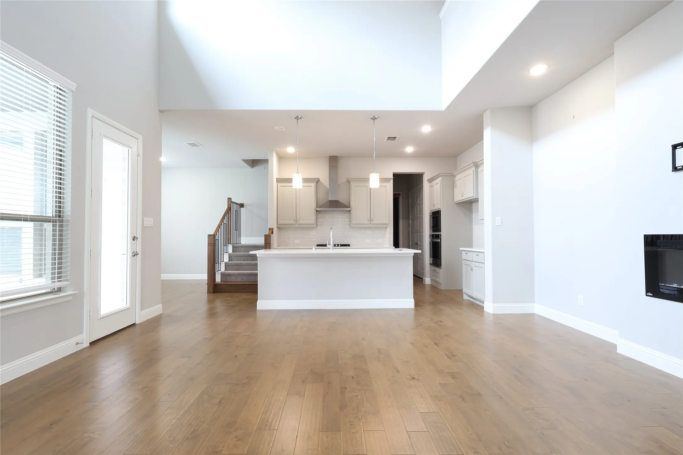 Single Family Residence For Rent in Collin County , 12978 Caprock Drive, Frisco, Texas 75035, 3 Bedroom, 4 Bathroom, 2 Garage spaces, 2,802 Sqft, built in 2022, mls#21318245, Real Estate Agent in Frisco, Homes For Rent in Collin county, Homes For Rent in Frisco, Realtor in Frisco Texas, Real Estate Brokerage Independent Realty Texas, Luminita Cordes Realtor