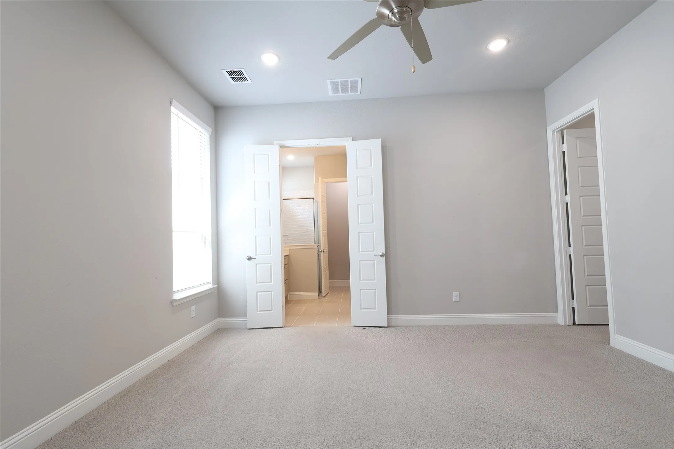 Single Family Residence For Rent in Collin County , 12978 Caprock Drive, Frisco, Texas 75035, 3 Bedroom, 4 Bathroom, 2 Garage spaces, 2,802 Sqft, built in 2022, mls#21318245, Real Estate Agent in Frisco, Homes For Rent in Collin county, Homes For Rent in Frisco, Realtor in Frisco Texas, Real Estate Brokerage Independent Realty Texas, Luminita Cordes Realtor