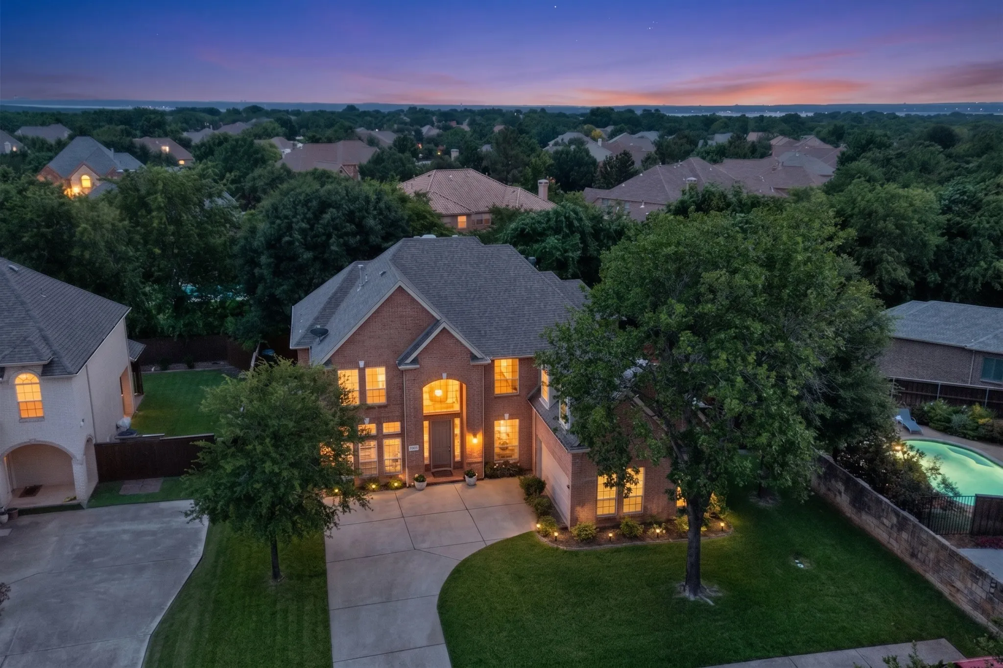 Single Family Residence For Sale in Denton County , 3609 Wise Lane, Flower Mound, Texas 75022, 5 Bedroom, 5 Bathroom, 2 Garage spaces, 4,319 Sqft, built in 2000, Price $999,500, mls#21317786, Real Estate Agent in Flower Mound, Homes For Sale in Denton county, Homes For Sale in Flower Mound, Realtor in Flower Mound Texas, Real Estate Brokerage Independent Realty Texas, Luminita Cordes Realtor