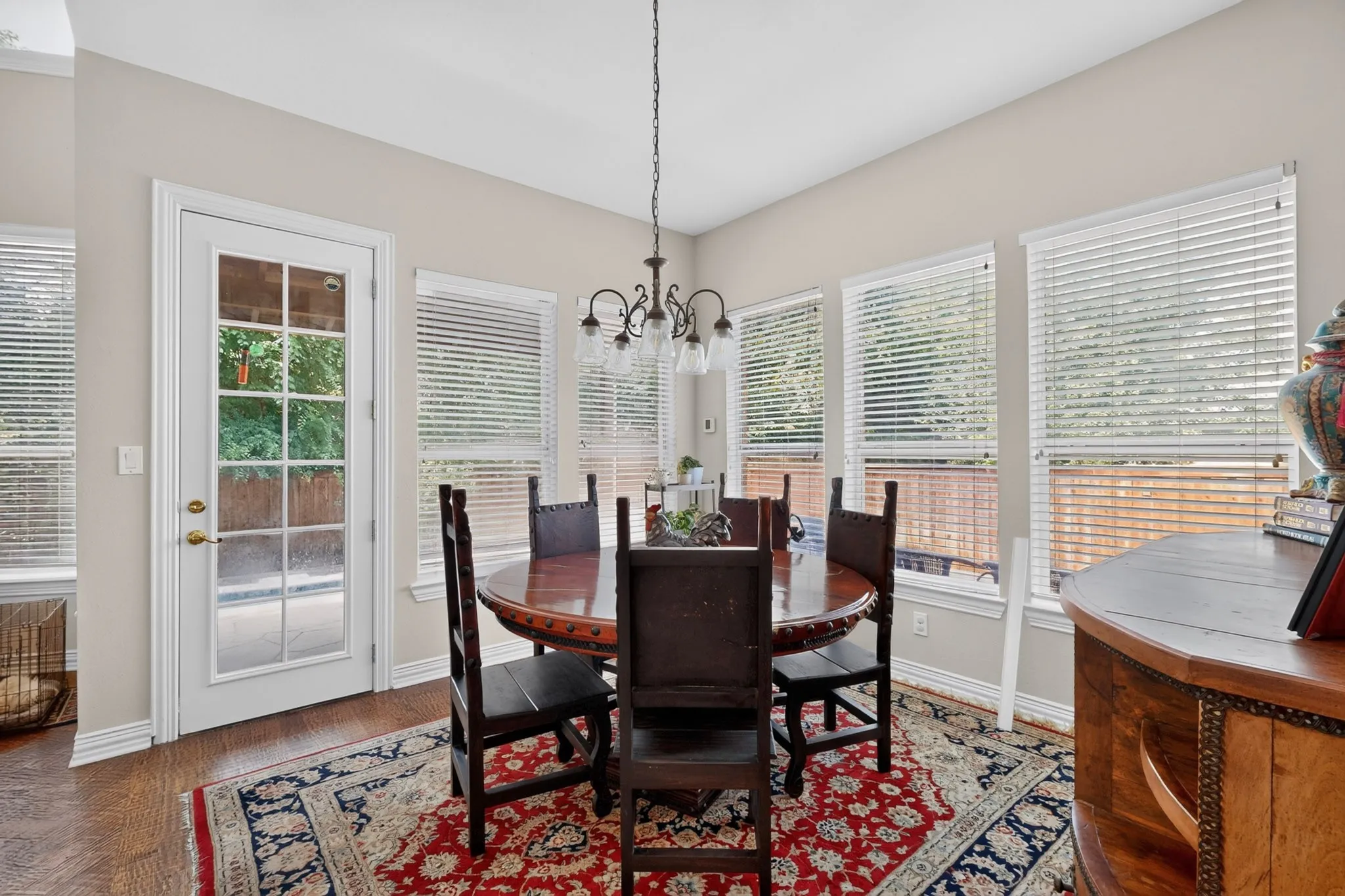 Single Family Residence For Sale in Denton County , 3609 Wise Lane, Flower Mound, Texas 75022, 5 Bedroom, 5 Bathroom, 2 Garage spaces, 4,319 Sqft, built in 2000, Price $999,500, mls#21317786, Real Estate Agent in Flower Mound, Homes For Sale in Denton county, Homes For Sale in Flower Mound, Realtor in Flower Mound Texas, Real Estate Brokerage Independent Realty Texas, Luminita Cordes Realtor