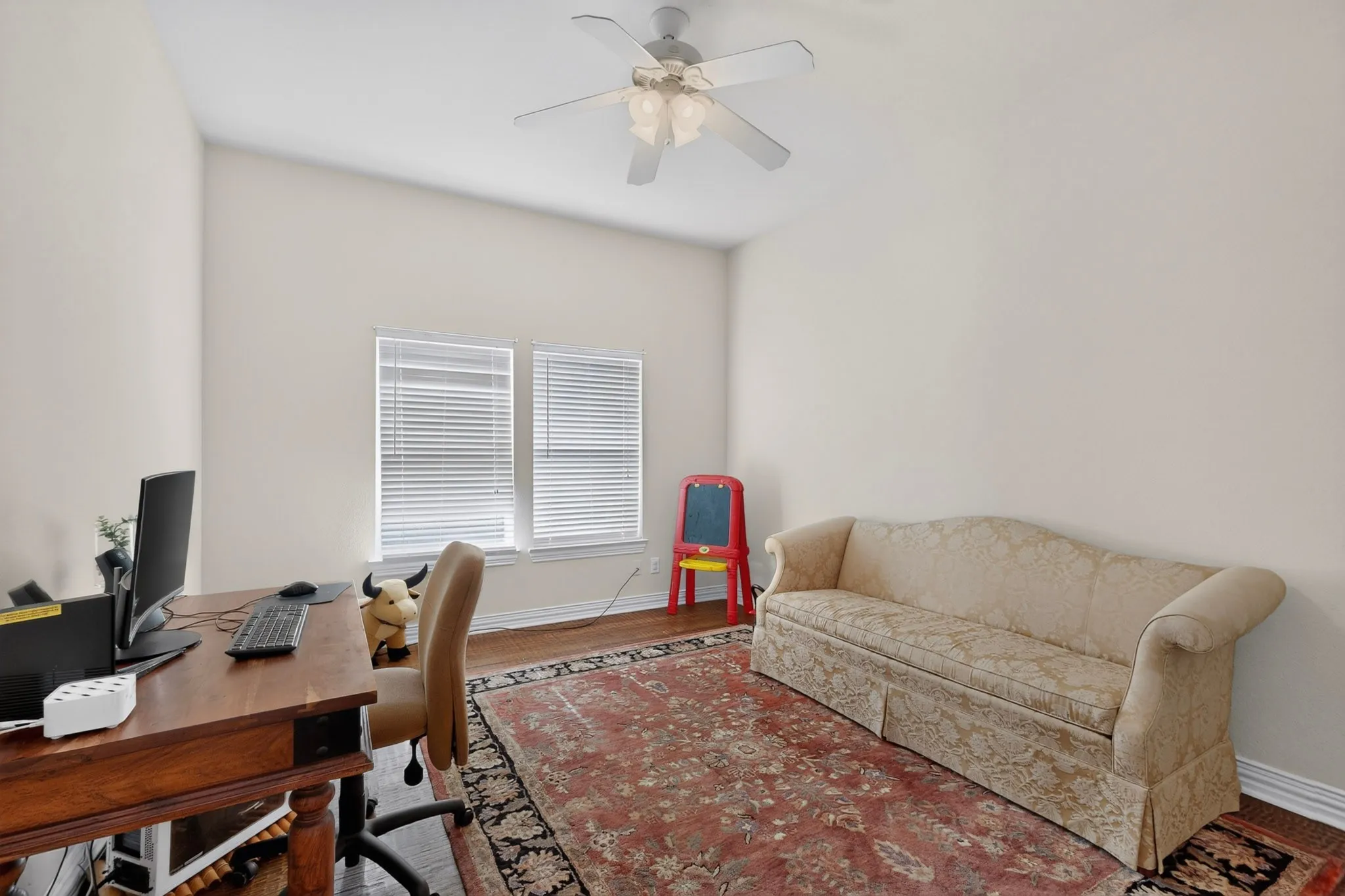 Single Family Residence For Sale in Denton County , 3609 Wise Lane, Flower Mound, Texas 75022, 5 Bedroom, 5 Bathroom, 2 Garage spaces, 4,319 Sqft, built in 2000, Price $999,500, mls#21317786, Real Estate Agent in Flower Mound, Homes For Sale in Denton county, Homes For Sale in Flower Mound, Realtor in Flower Mound Texas, Real Estate Brokerage Independent Realty Texas, Luminita Cordes Realtor