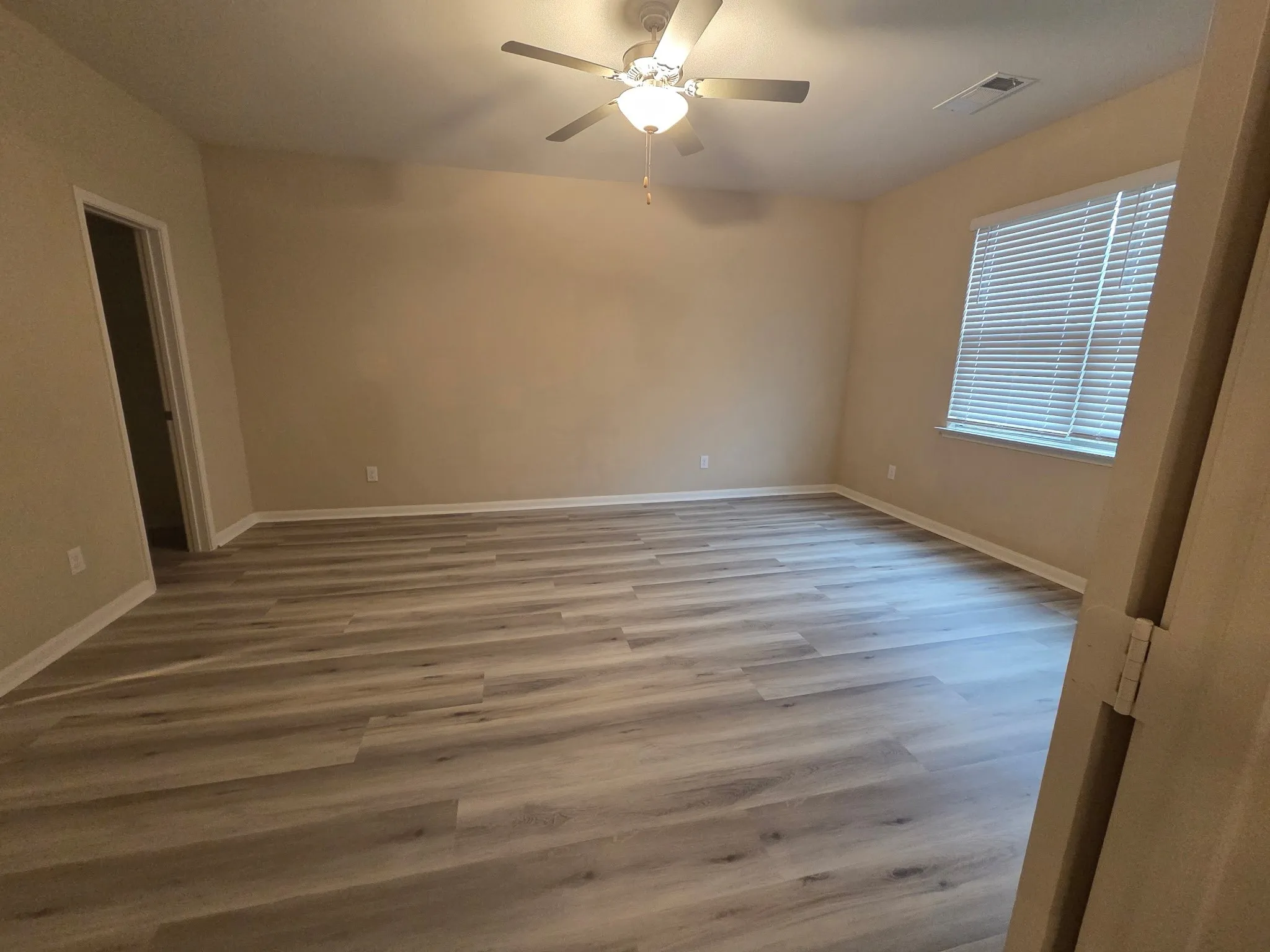 Single Family Residence For Rent in Collin County , 1898 Sandalwood Way, Princeton, Texas 75407, 4 Bedroom, 2 Bathroom, 2 Garage spaces, 2,006 Sqft, built in 2020, mls#21318228, Real Estate Agent in Princeton, Homes For Rent in Collin county, Homes For Rent in Princeton, Realtor in Princeton Texas, Real Estate Brokerage Independent Realty Texas, Luminita Cordes Realtor