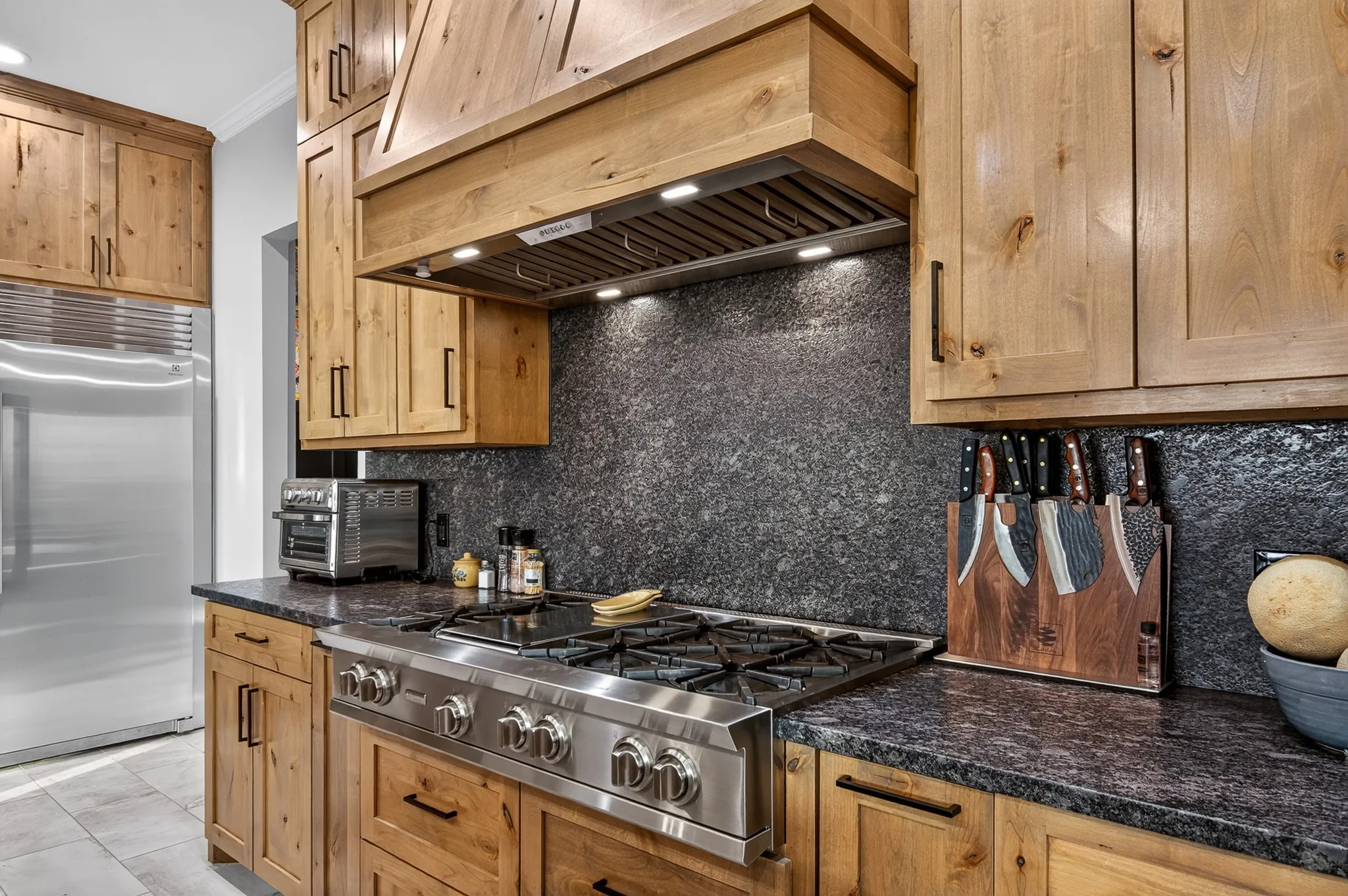 Single Family Residence For Sale in Denton County , 10602 Indian Trail, Sanger, Texas 76266, 5 Bedroom, 7 Bathroom, 4 Garage spaces, 5,025 Sqft, built in 2024, mls#21316849, Real Estate Agent in Sanger, Homes For Sale in Denton county, Homes For Sale in Sanger, Realtor in Sanger Texas, Real Estate Brokerage Independent Realty Texas, Luminita Cordes Realtor